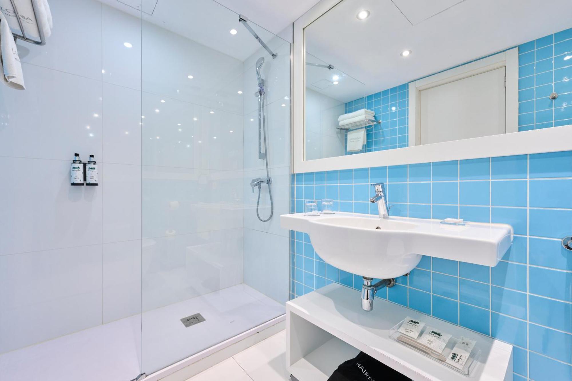 Double Room Street View