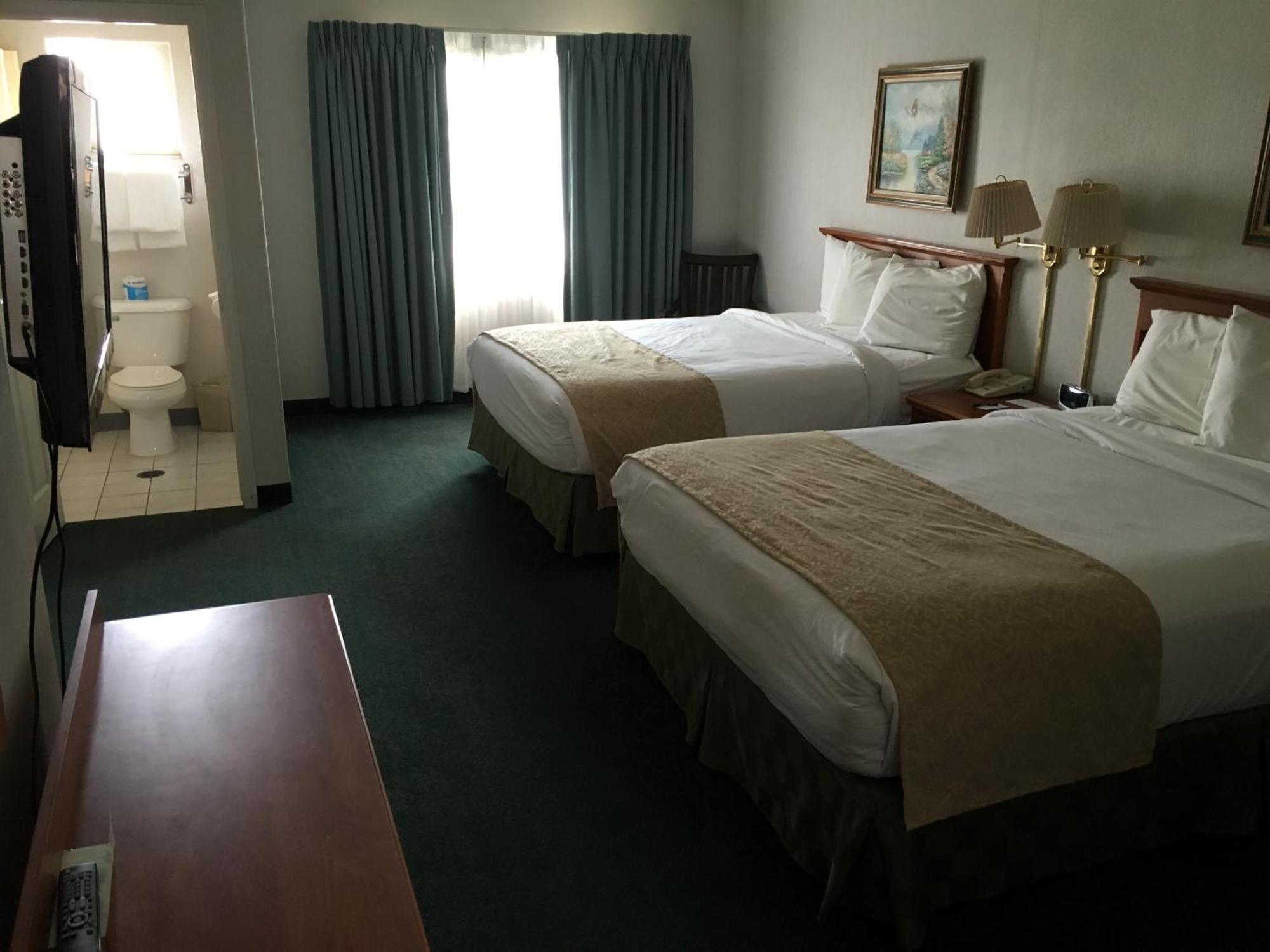 Two-Bedroom Suite