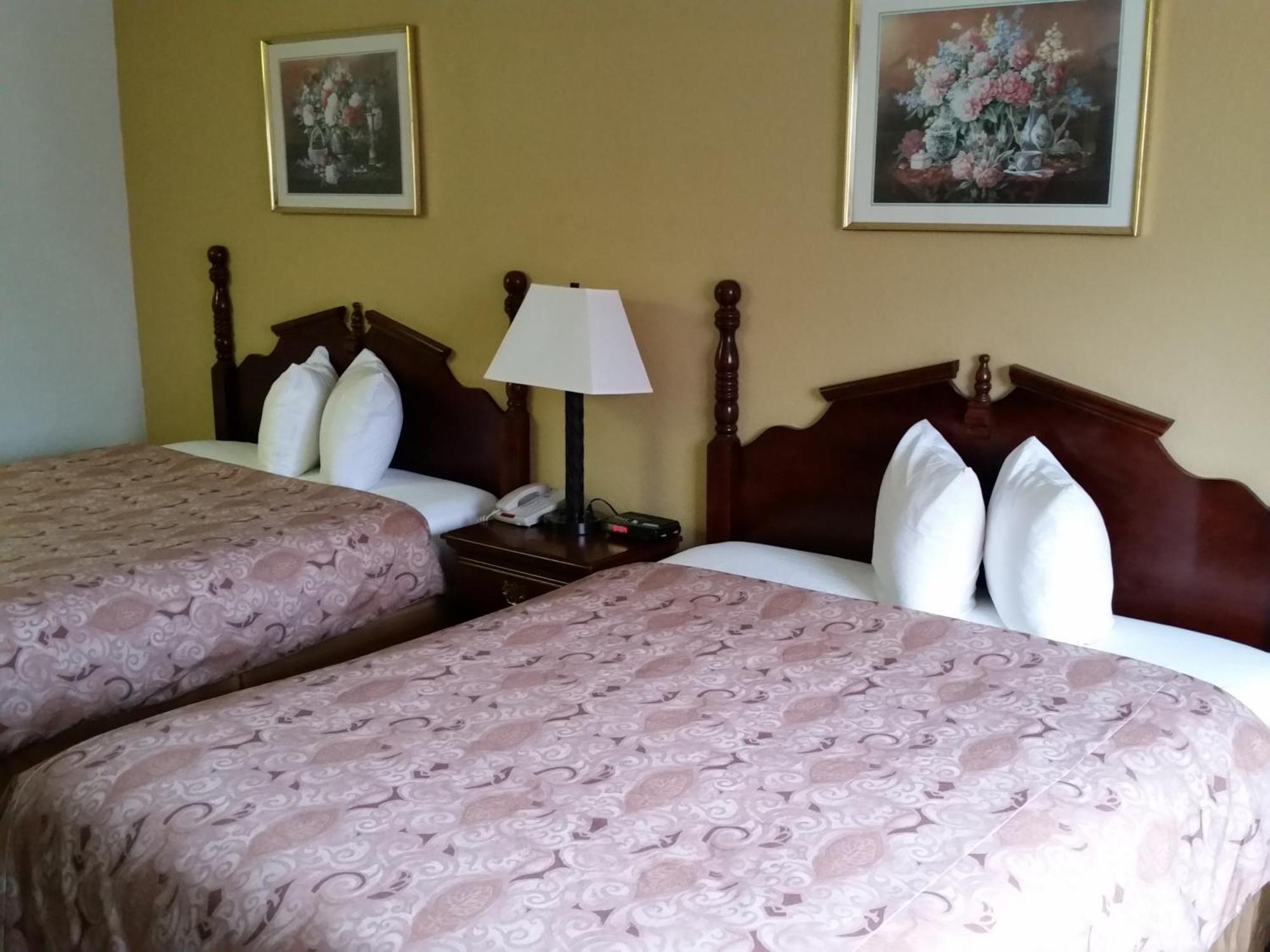 Queen Room Two Queen Beds Non-Smoking