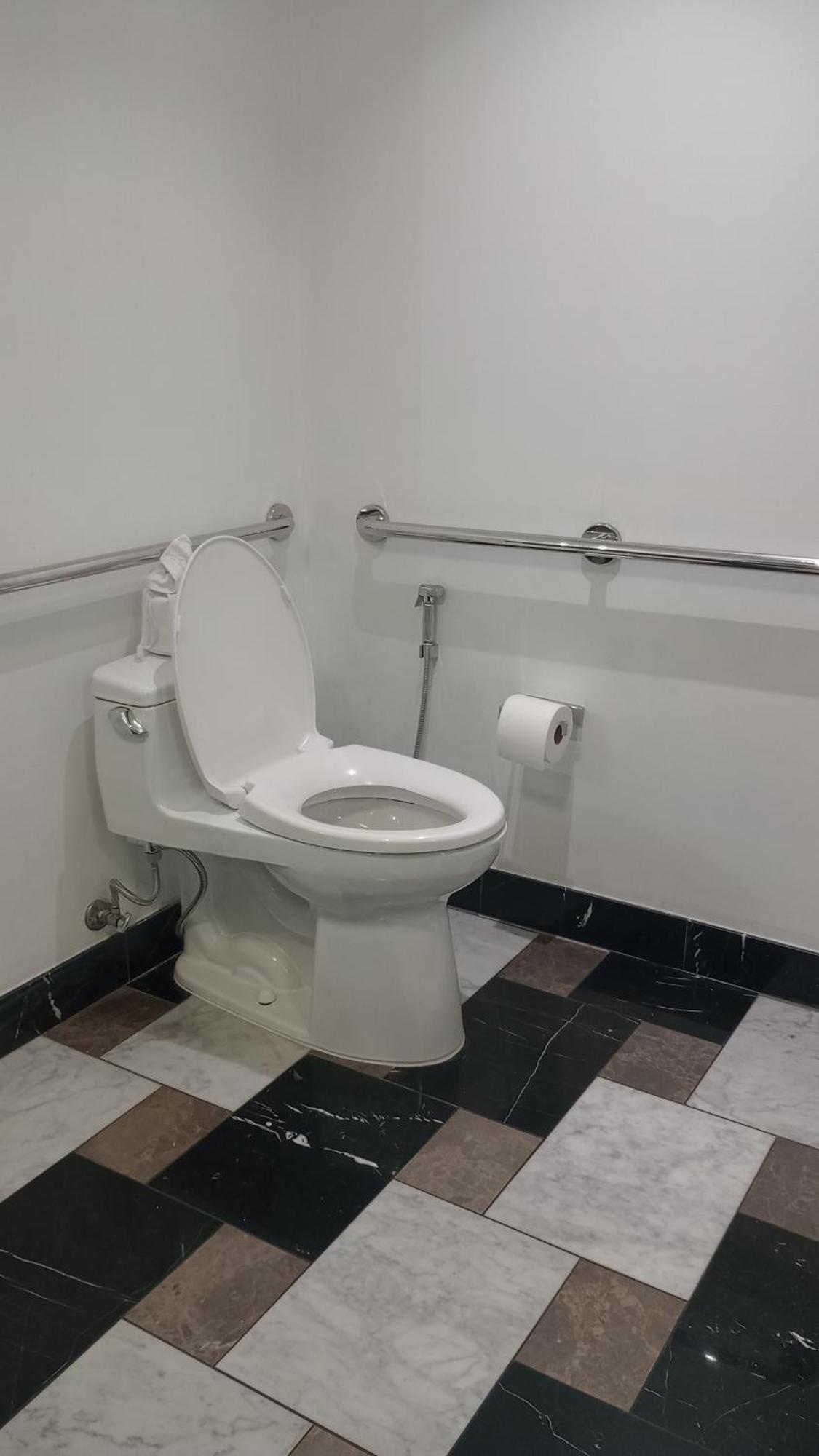 Deluxe King Room Balcony Mobility Accessible