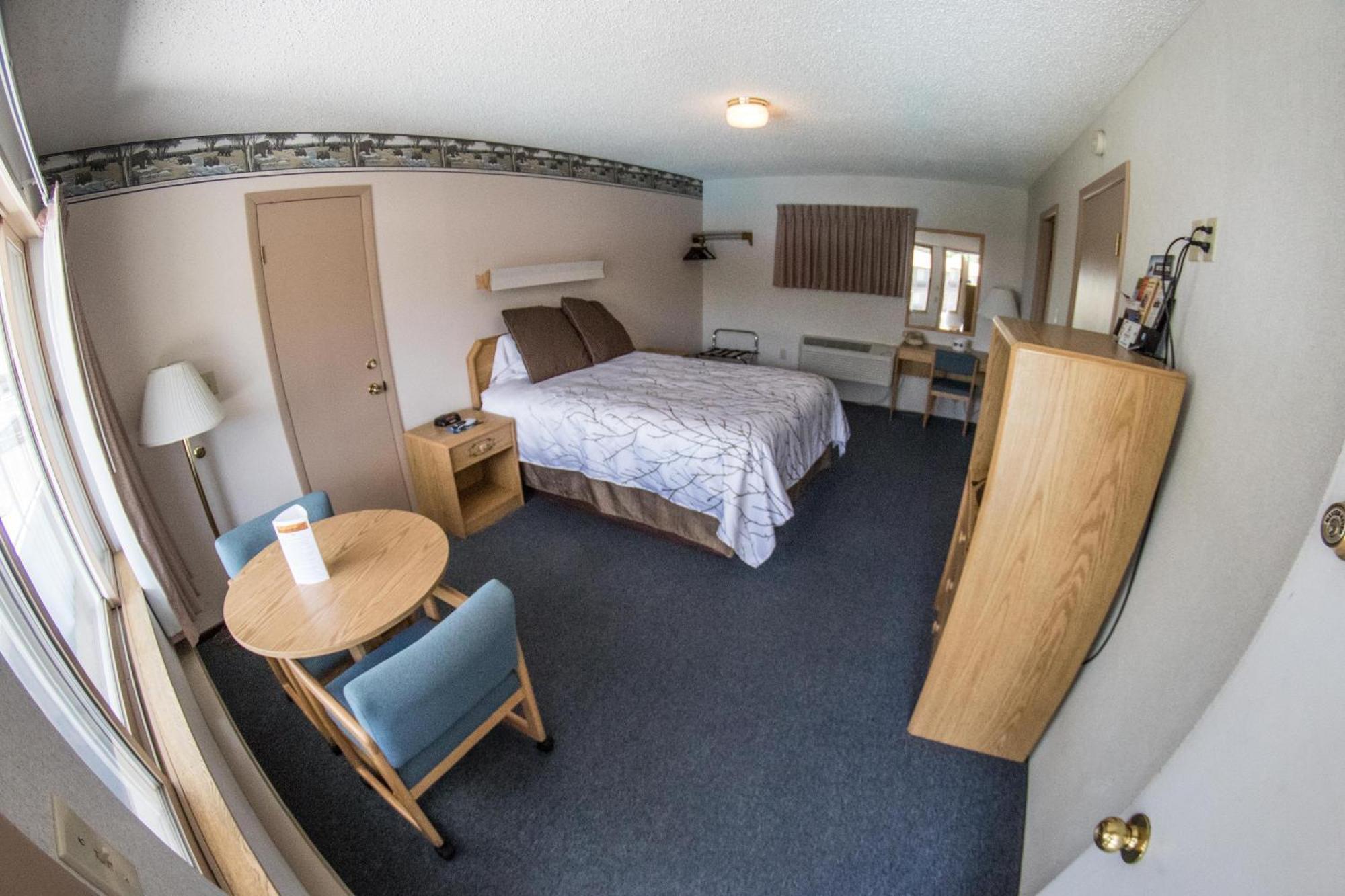 Queen Room