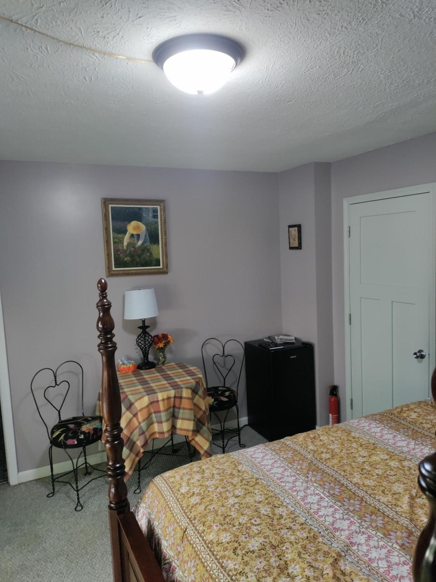 Queen Room