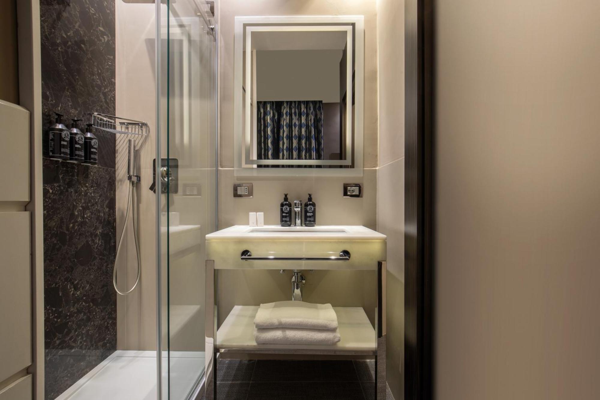 Classic Double or Twin Room