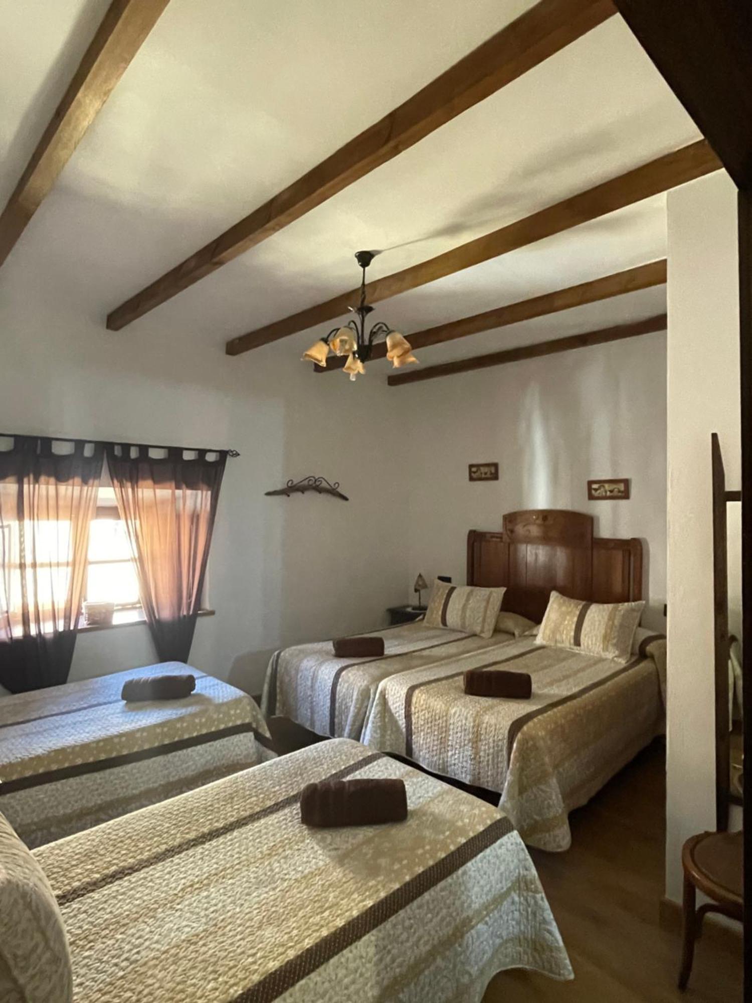 Quadruple Room Private Bathroom
