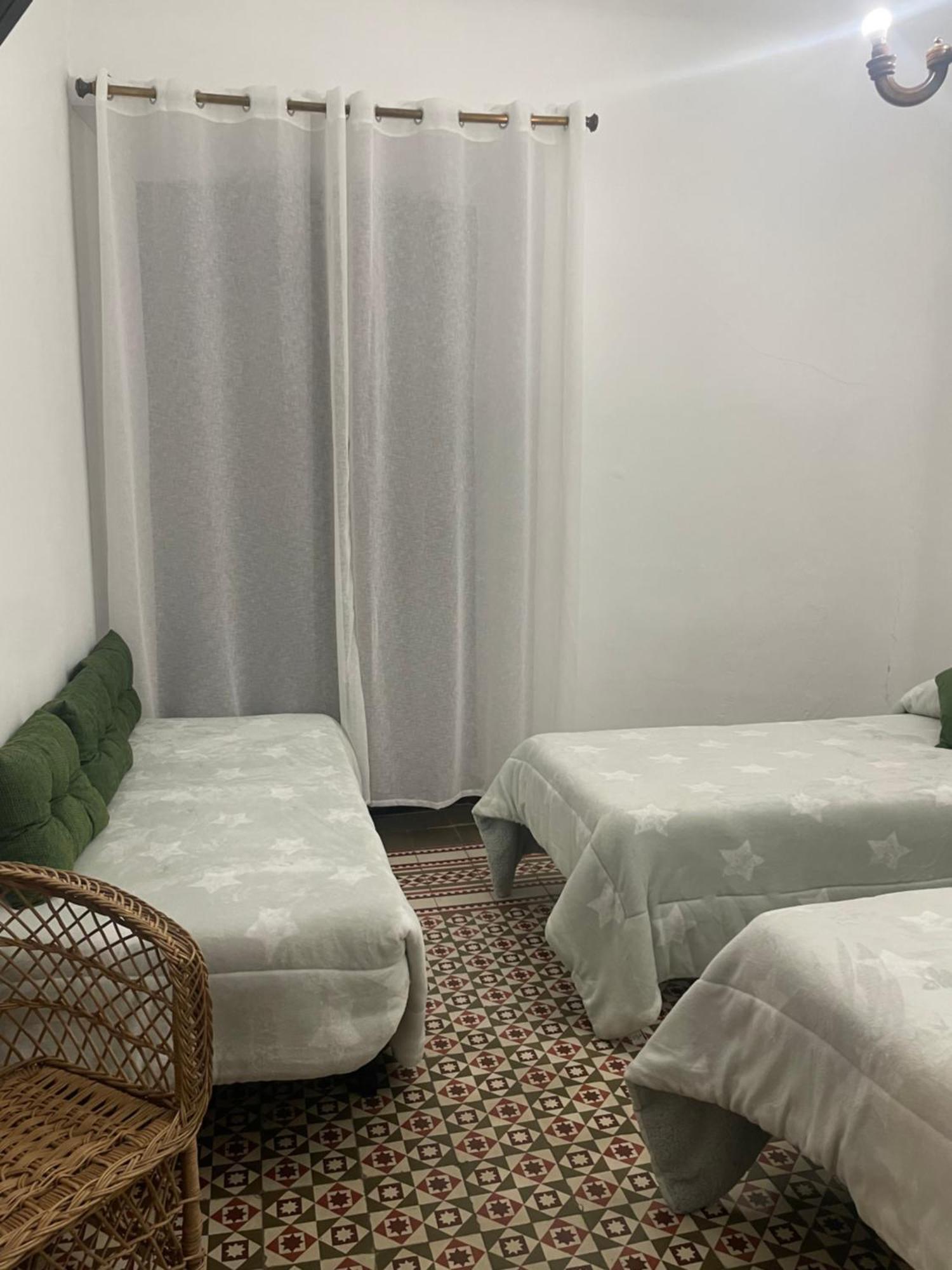 Twin Room Private Bathroom