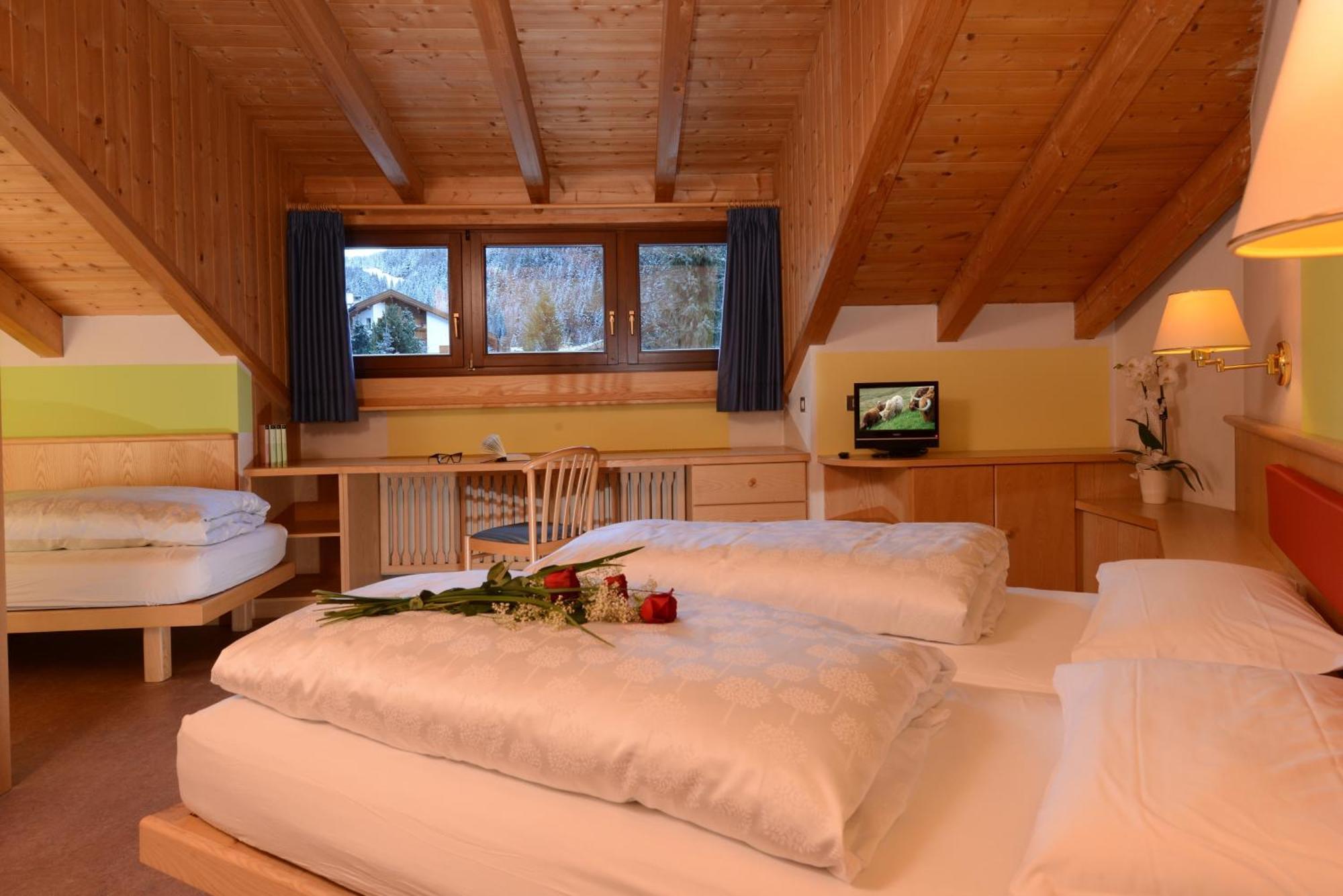 Comfort Triple Room