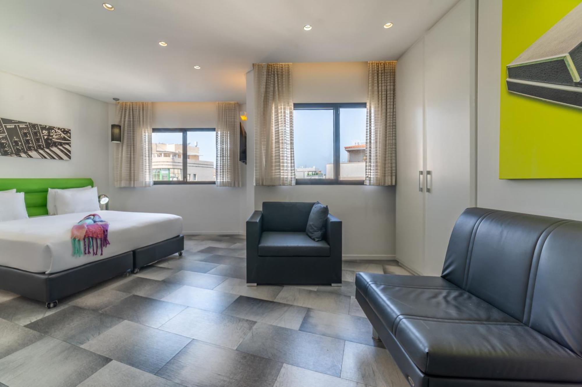 Superior Studio Upper Floor