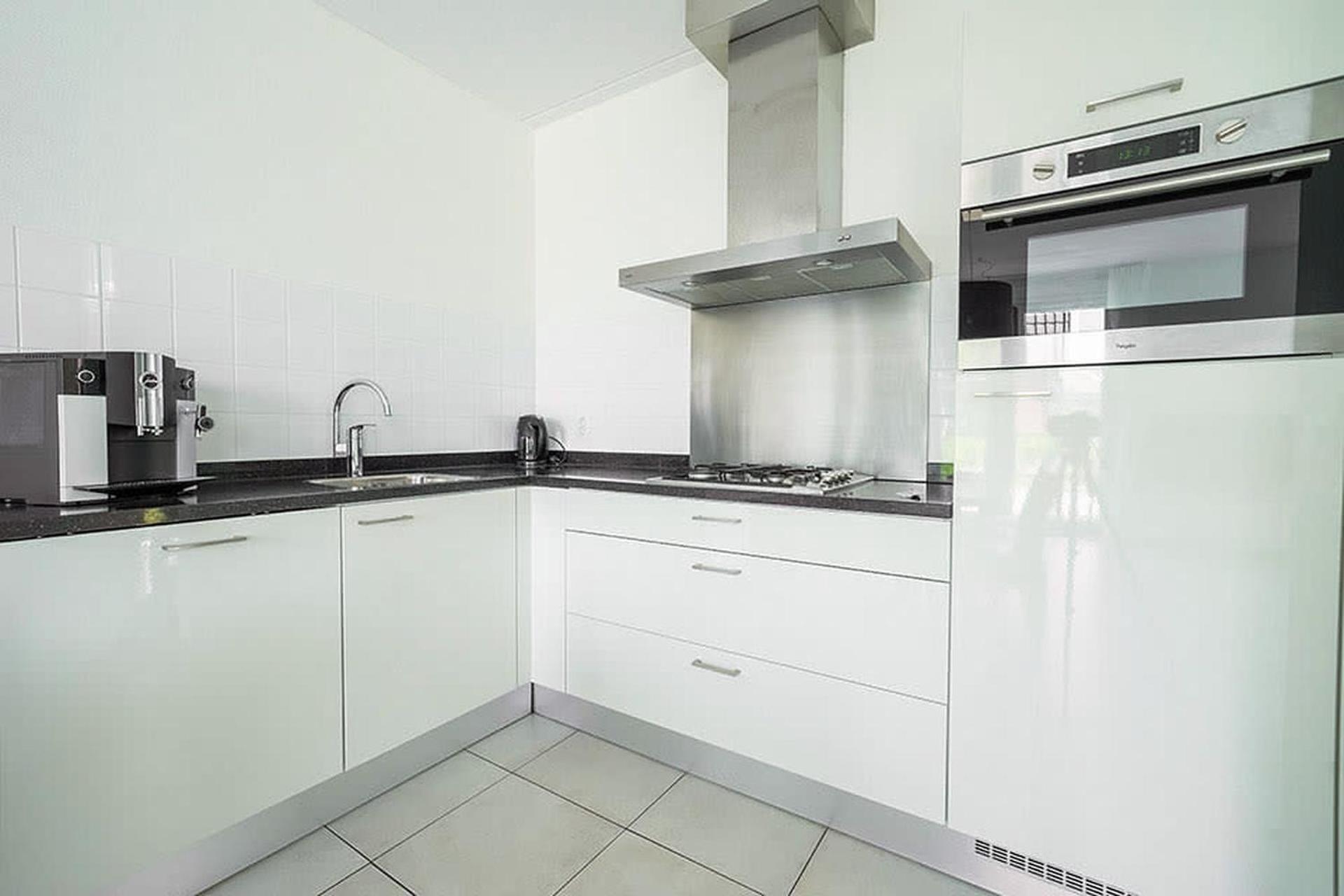 Two Bedroom Bungalow Munt 4