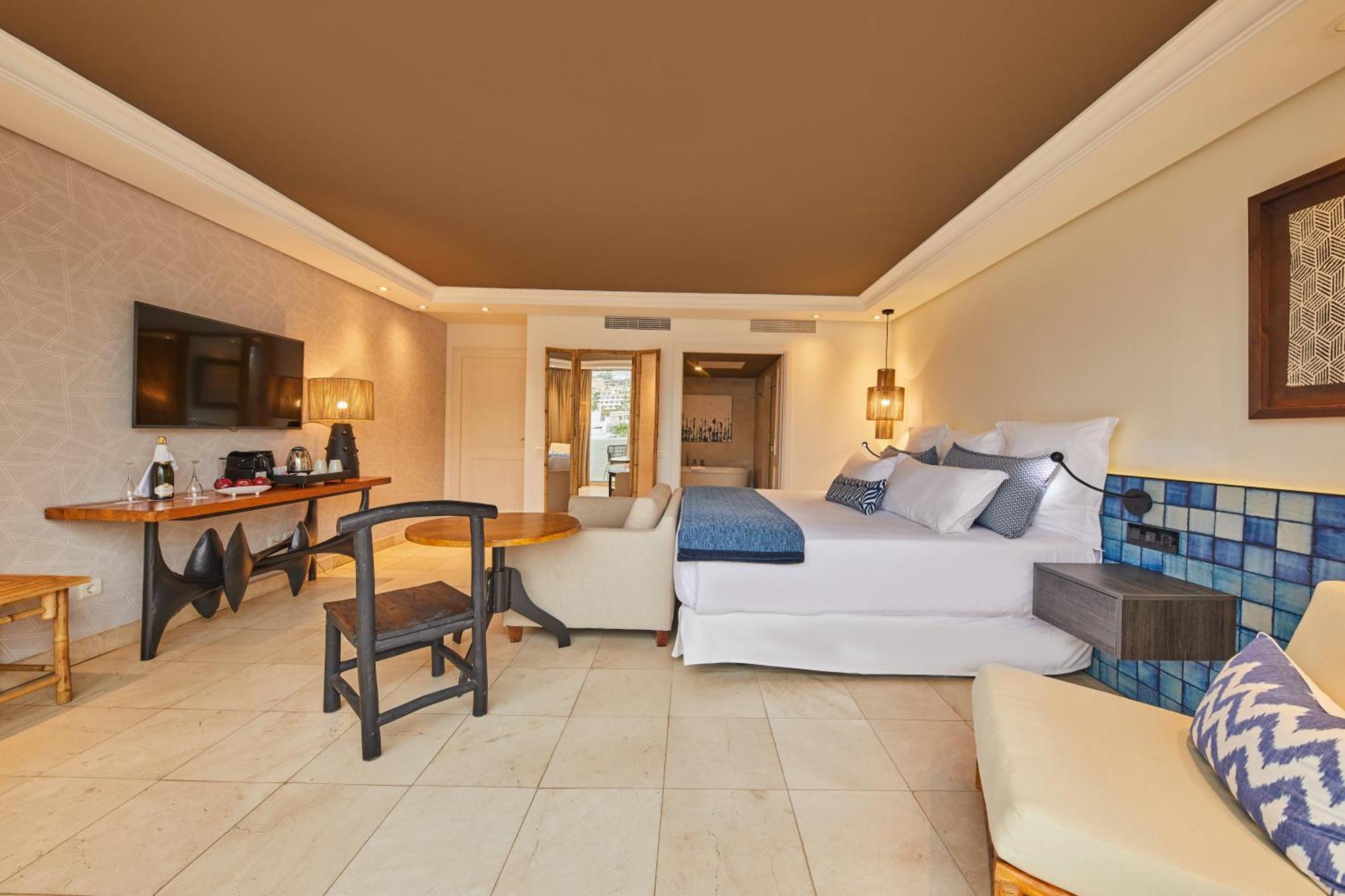 Preferred Club Junior Suite