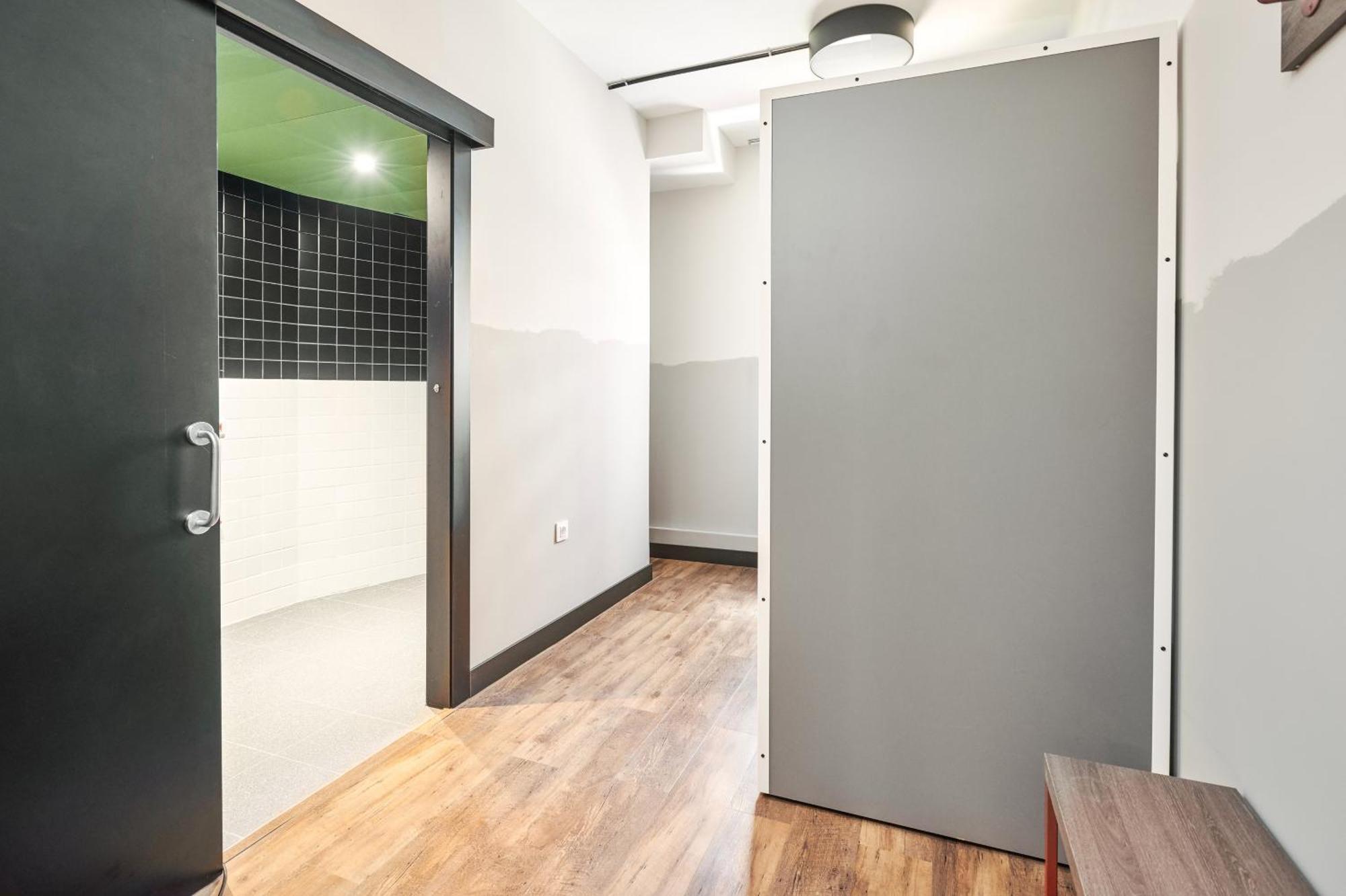 Economy Twin Room