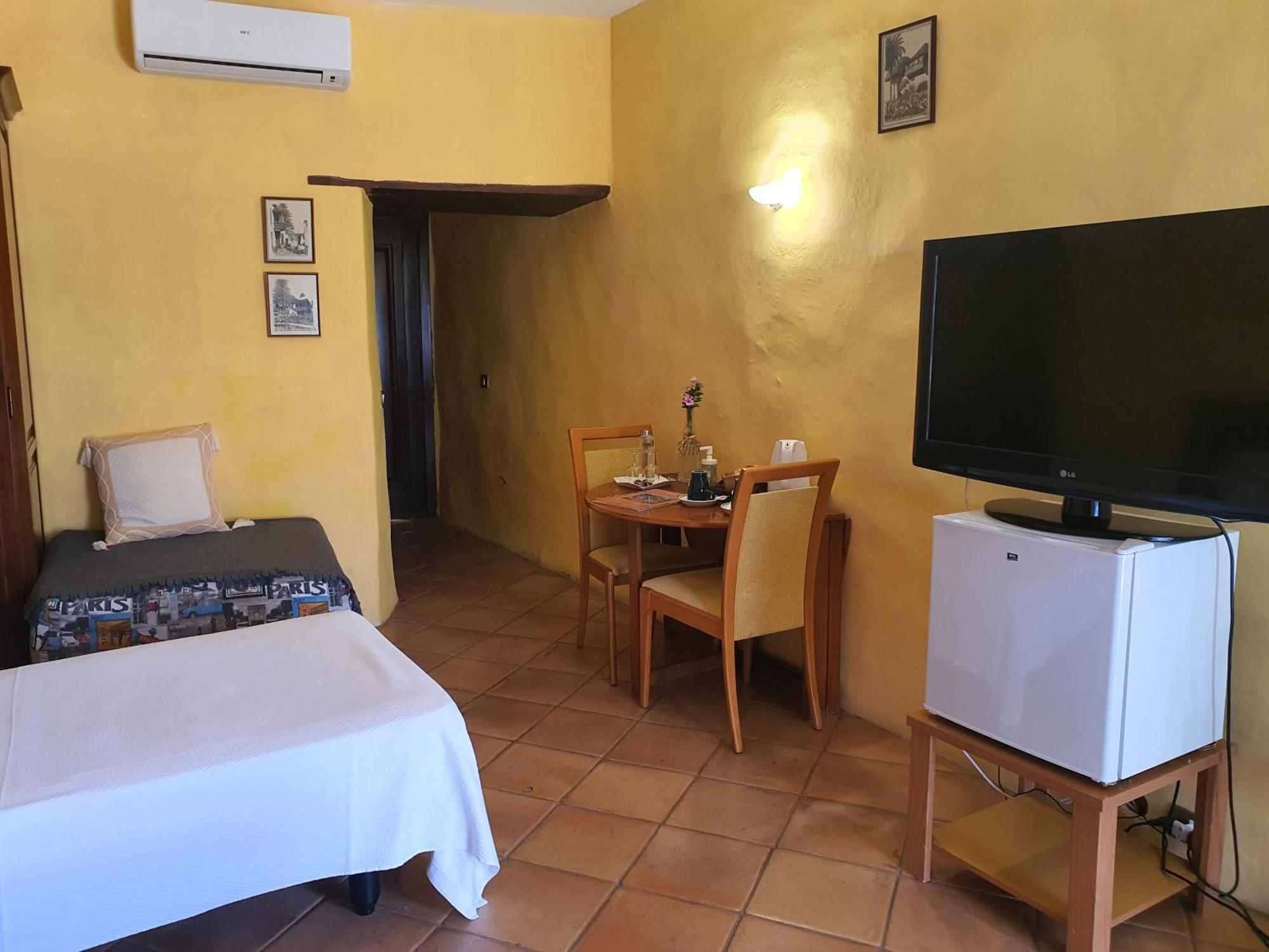 Twin Room Terrace