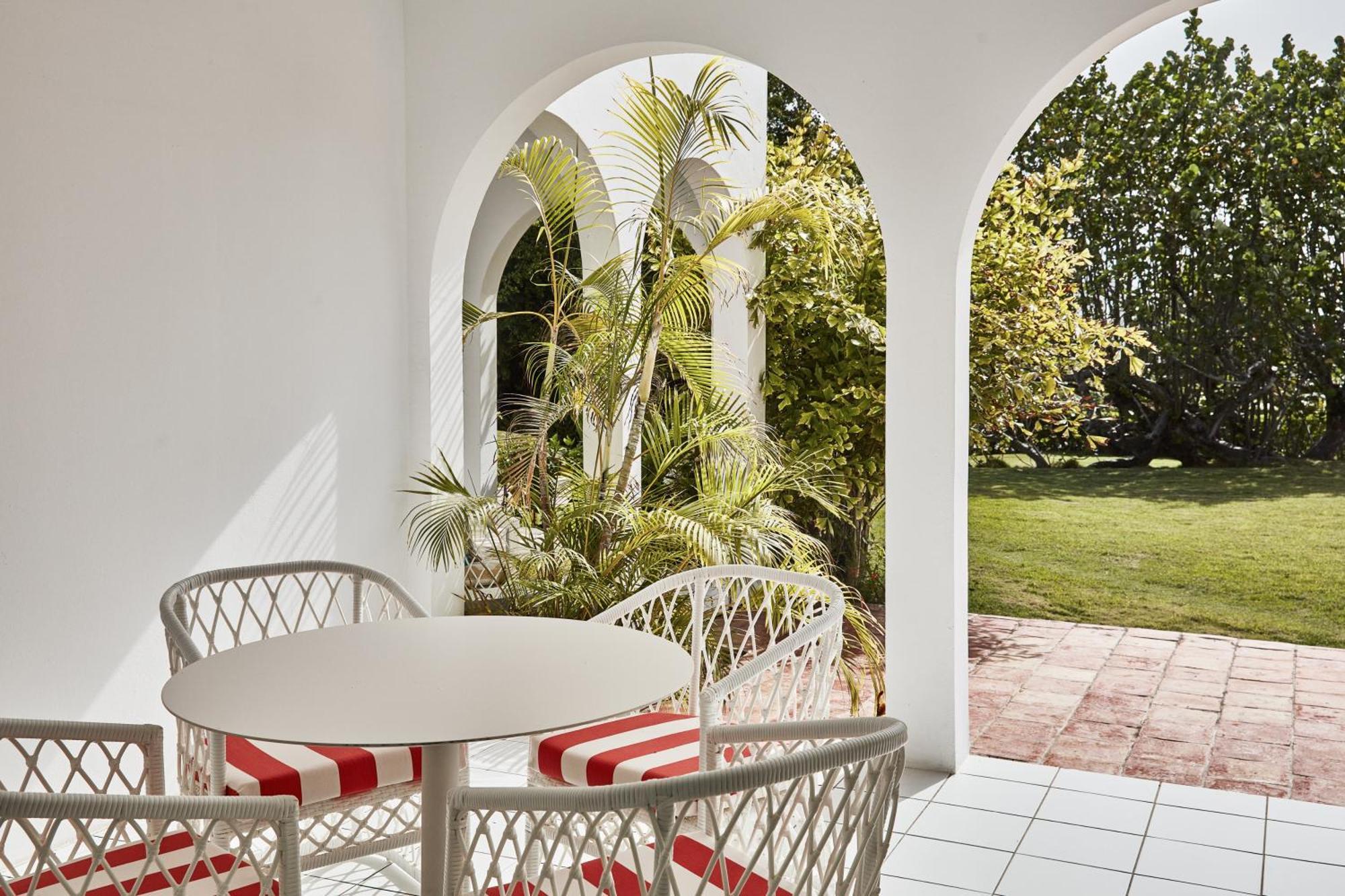Garden View Deluxe 1 King