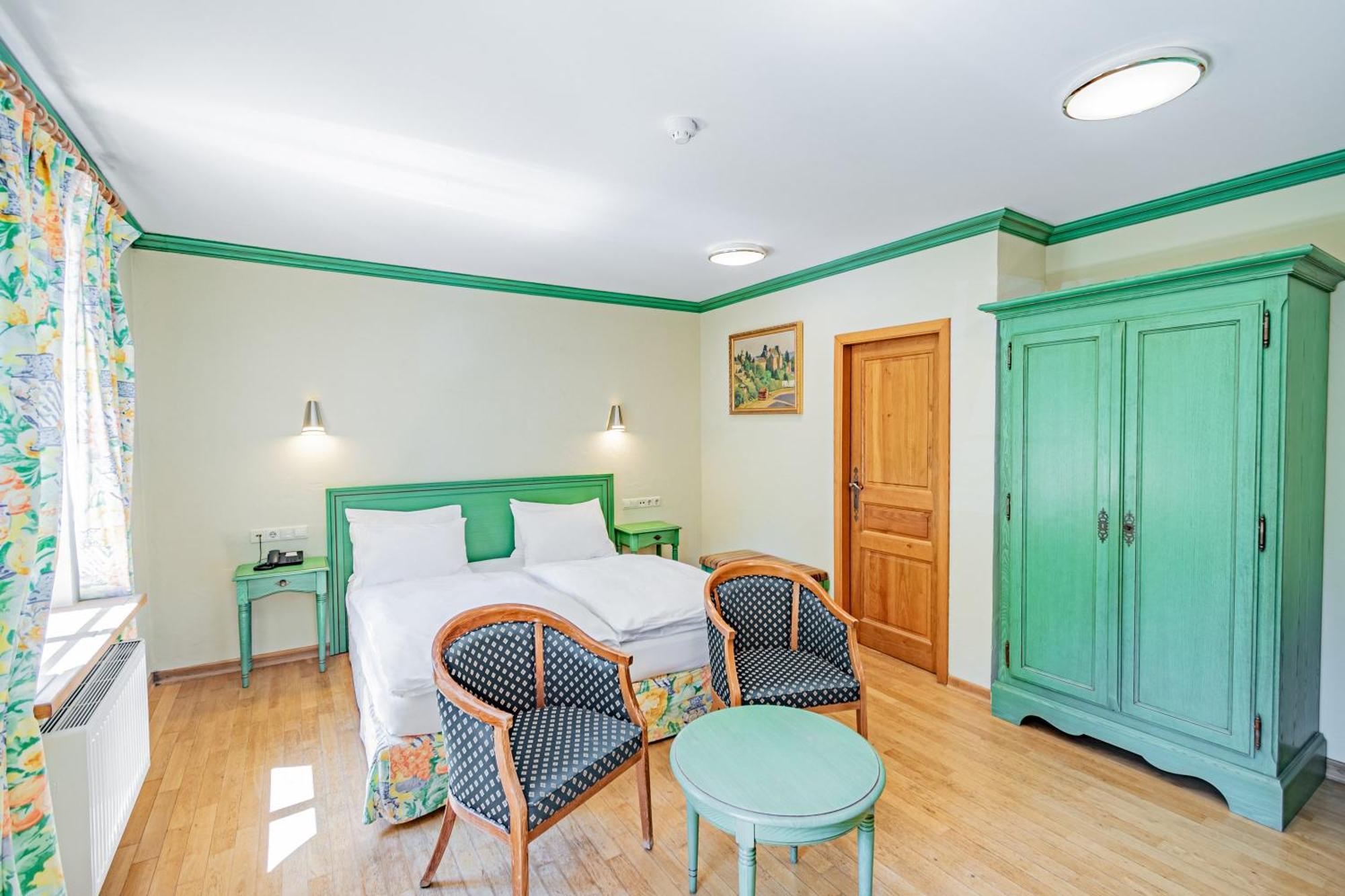 Double Room Spa Bath