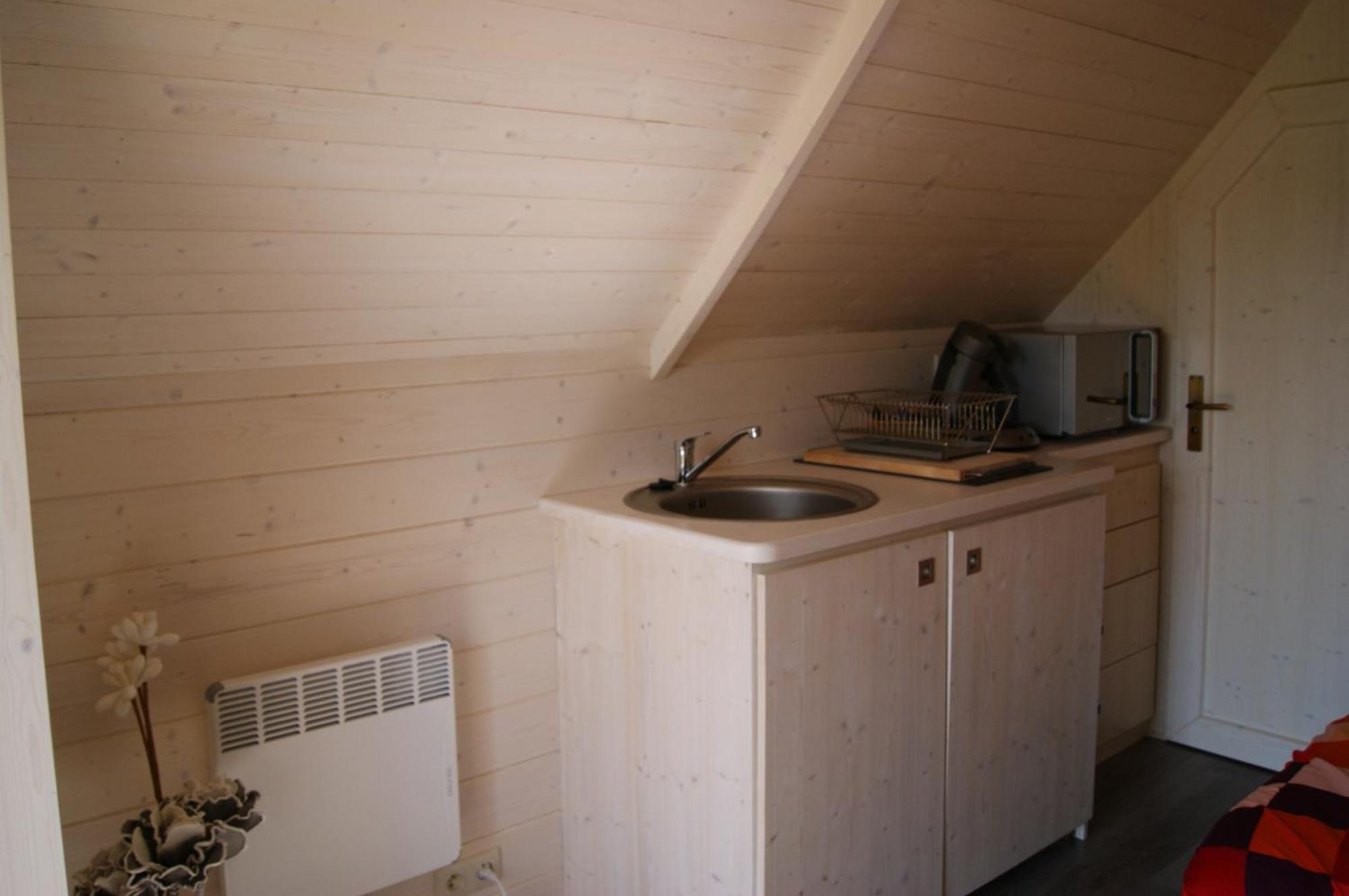 Hut