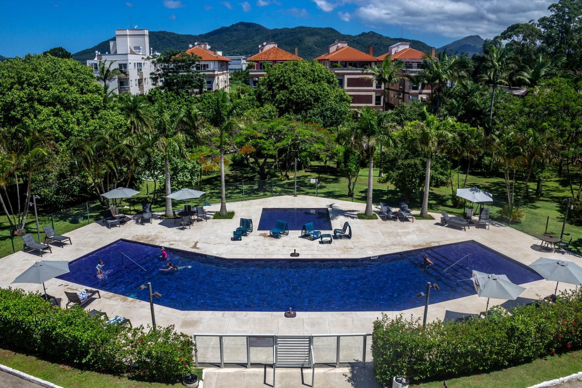 Family Room Pool View