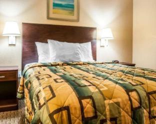 Efficiency Double Room Two Double Beds Smoking