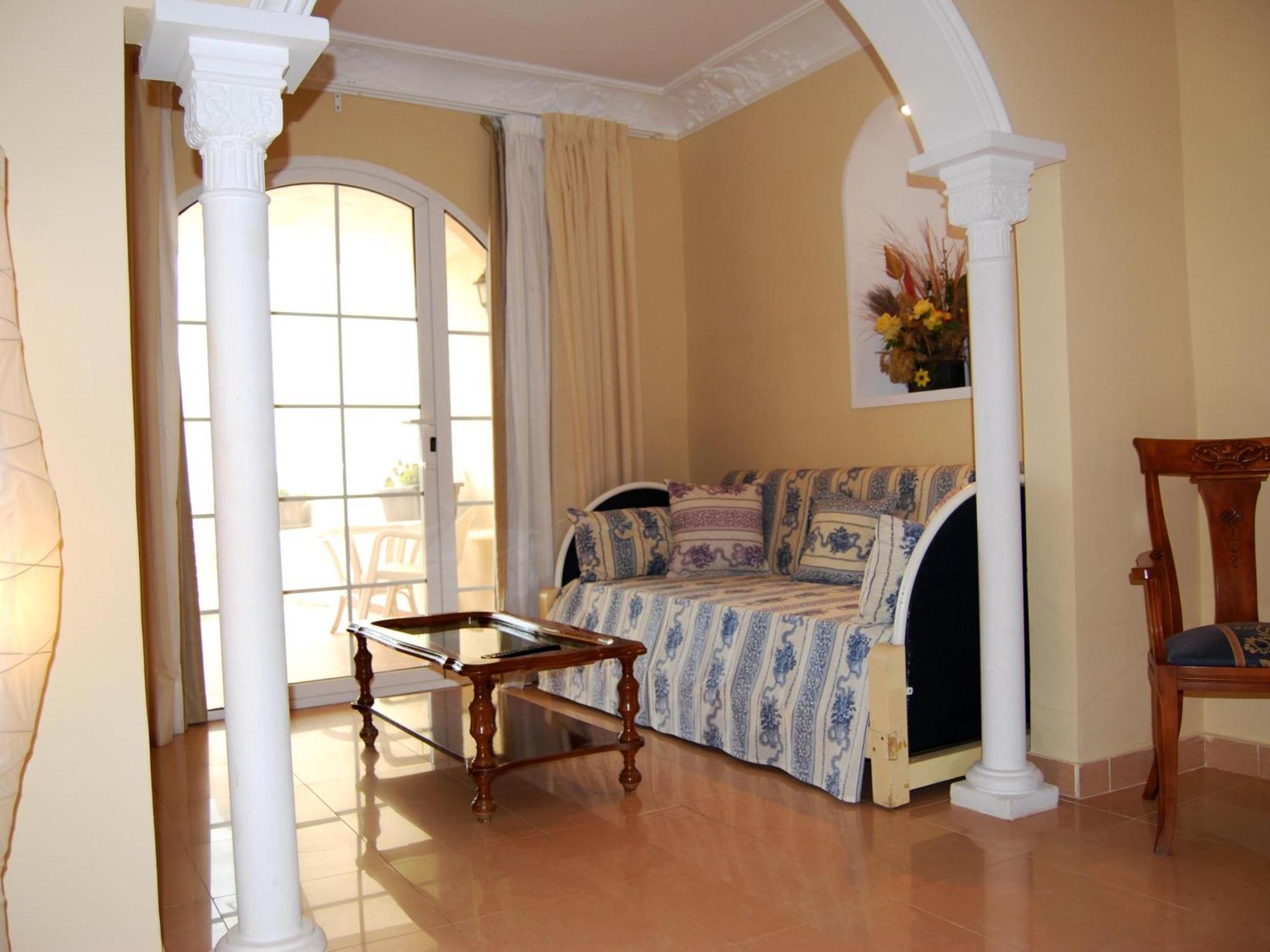 Triple Room Sea Views