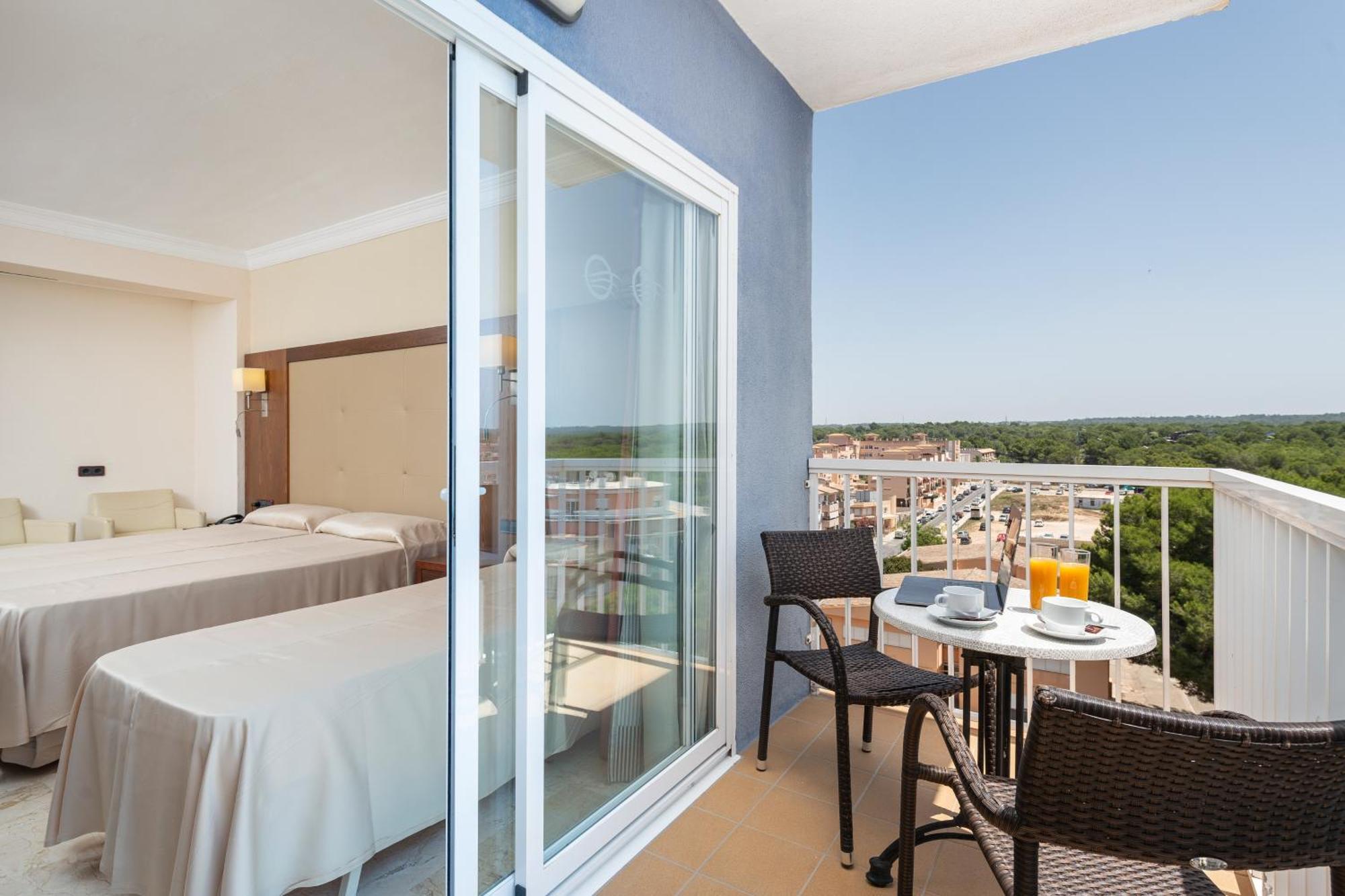 Double or Twin Room Extra Bed Balcony