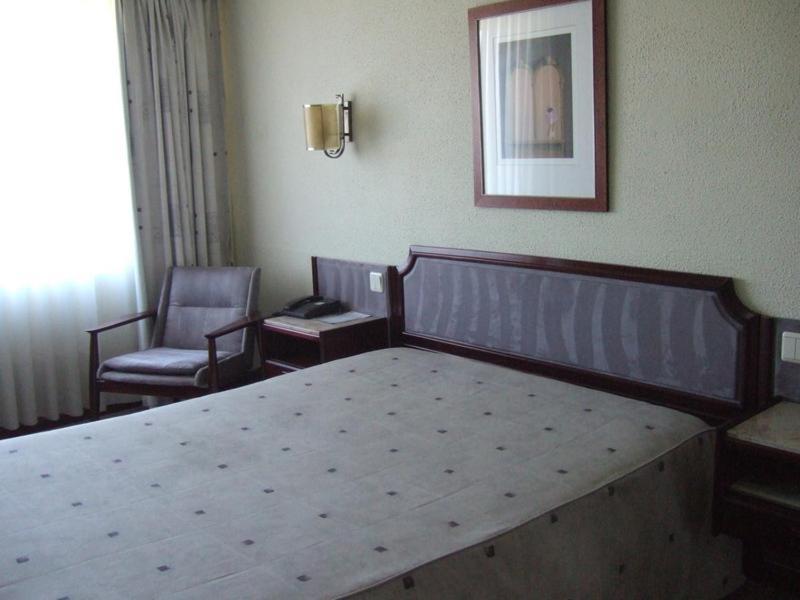 Standard Double Suite