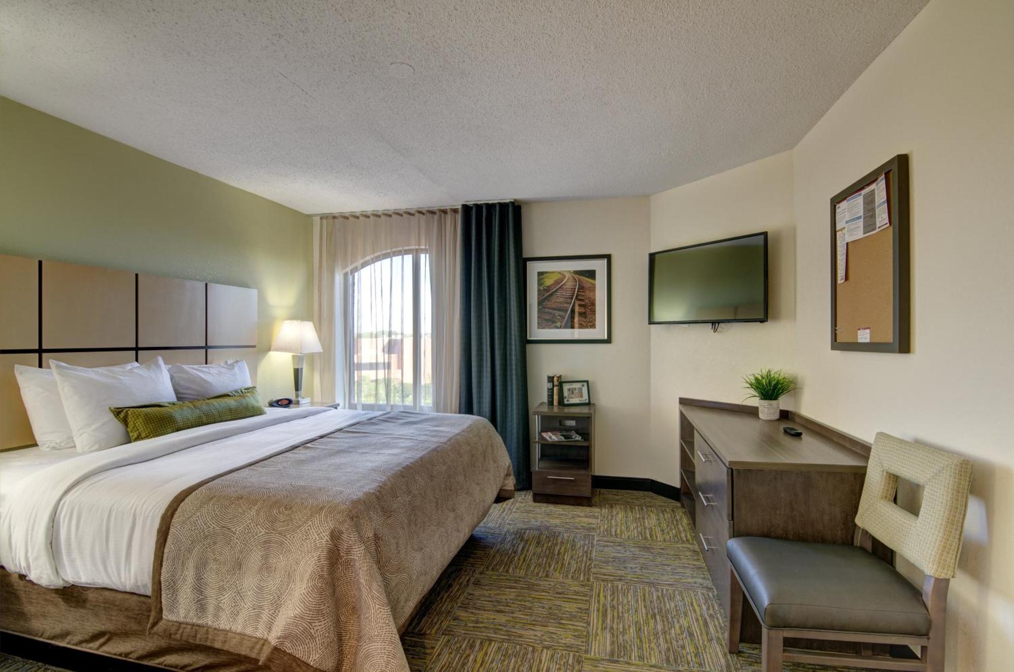 King Studio Suite