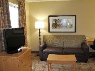 Queen studio 1 Queen Bed Disability Access or Non-Smoking