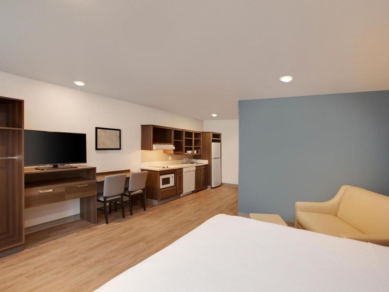 Queen Suite