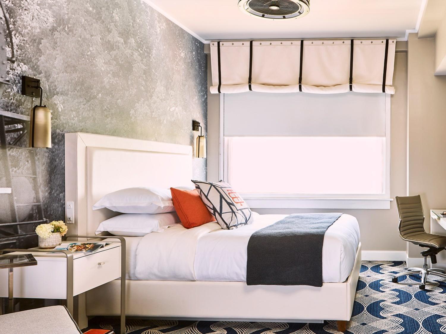King Room