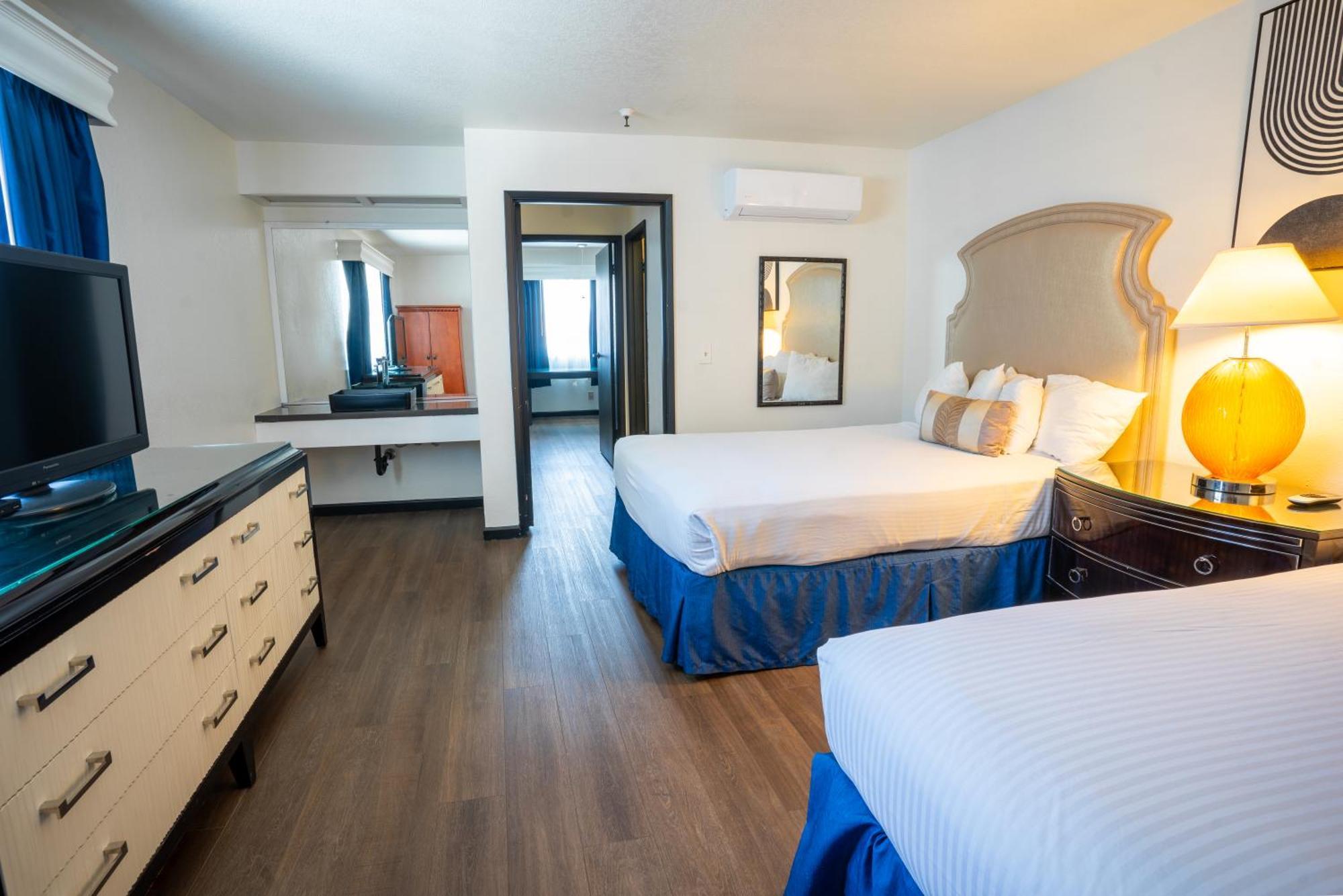 Queen Suite