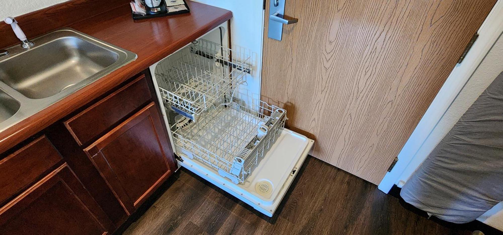 Standard Suite - Non-Smoking