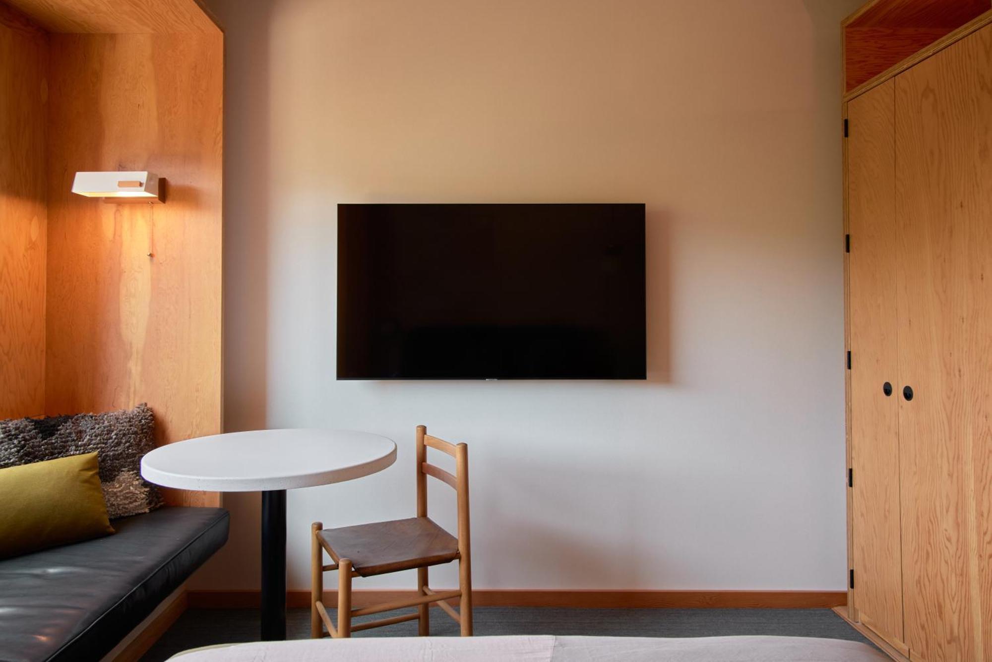 Quarto com Cama Queen-size