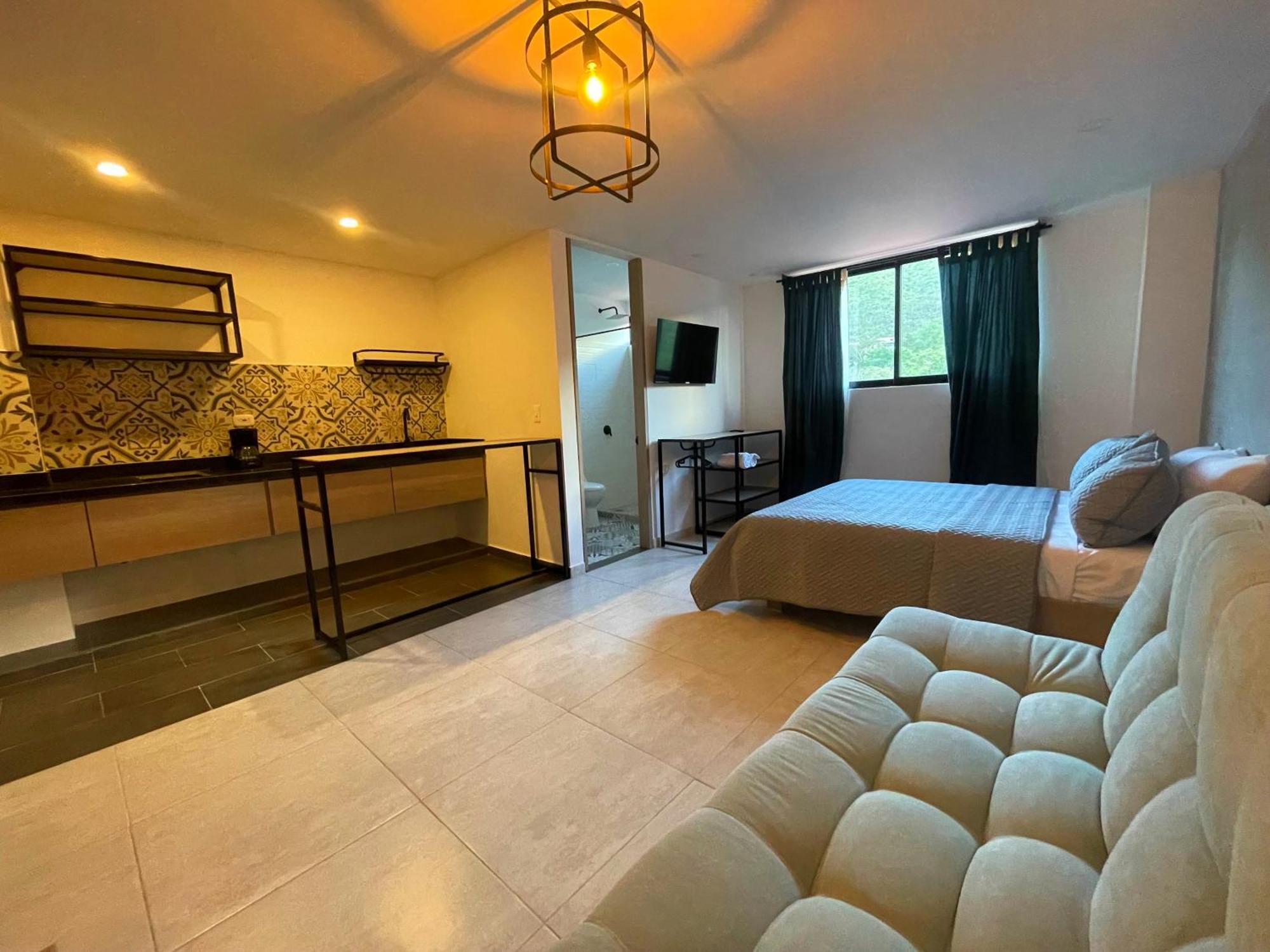 Studio Room Mountain View