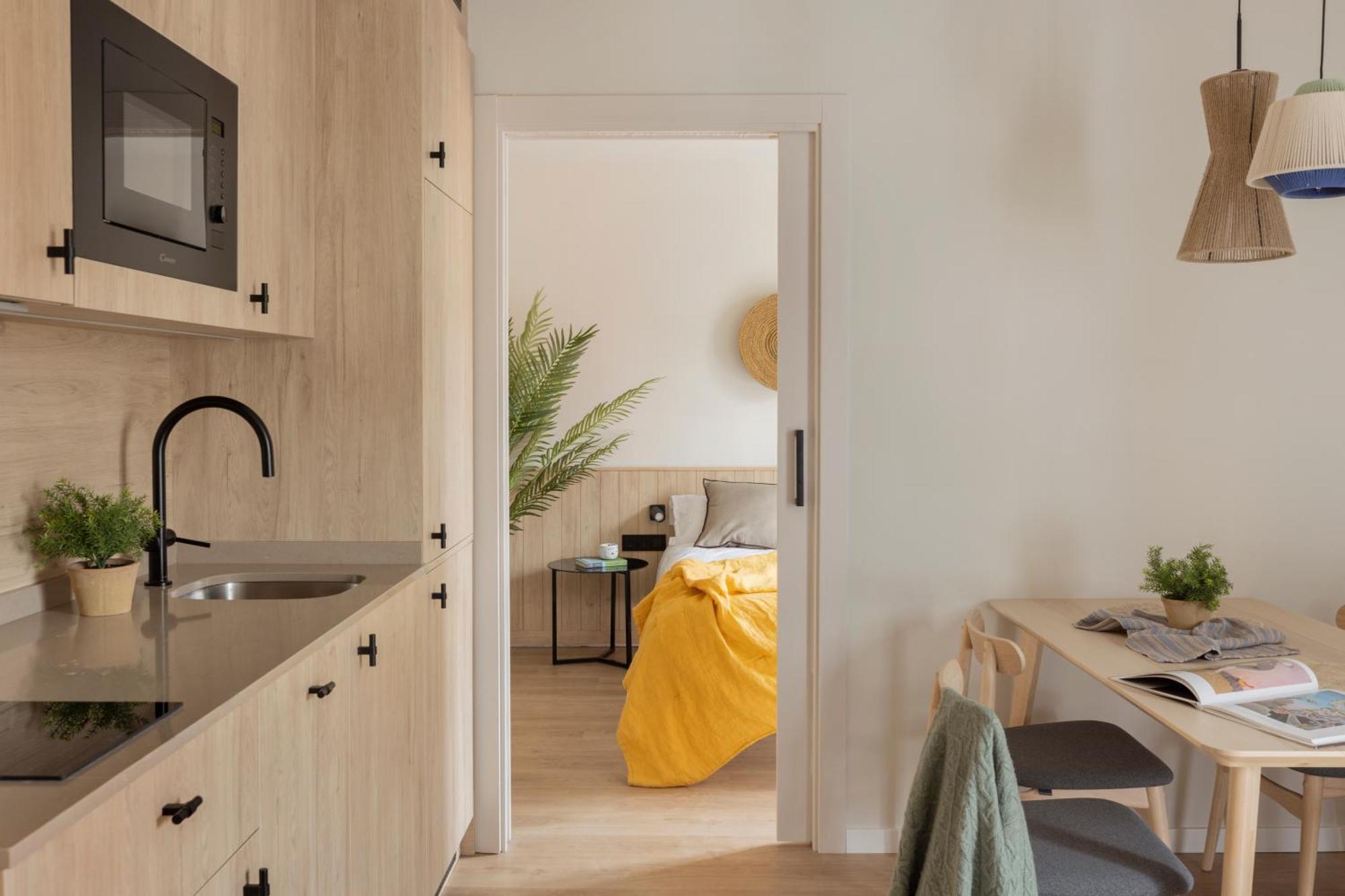 One-Bedroom Apartment