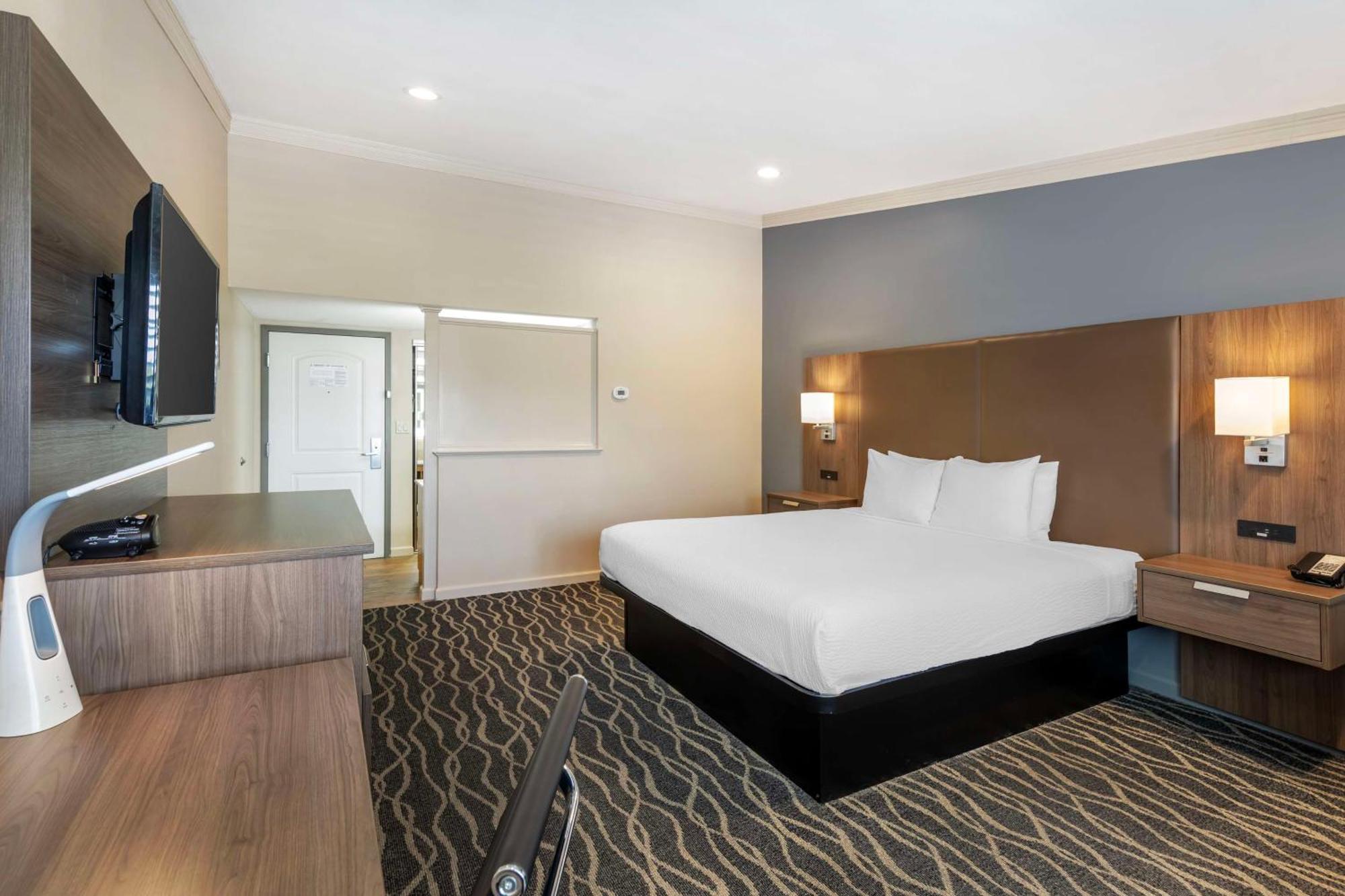 Executive King Room