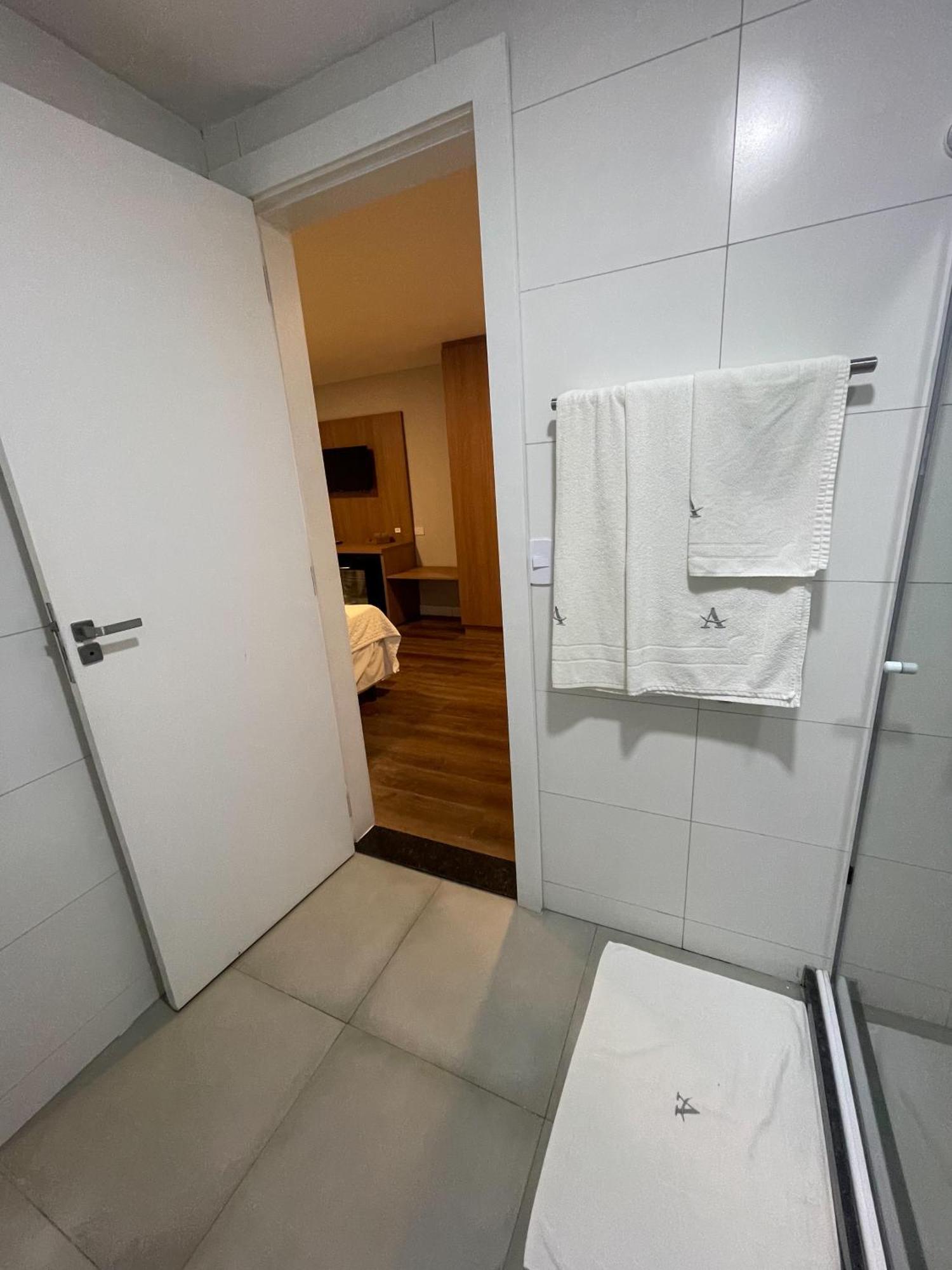 Quarto Quádruplo Standard