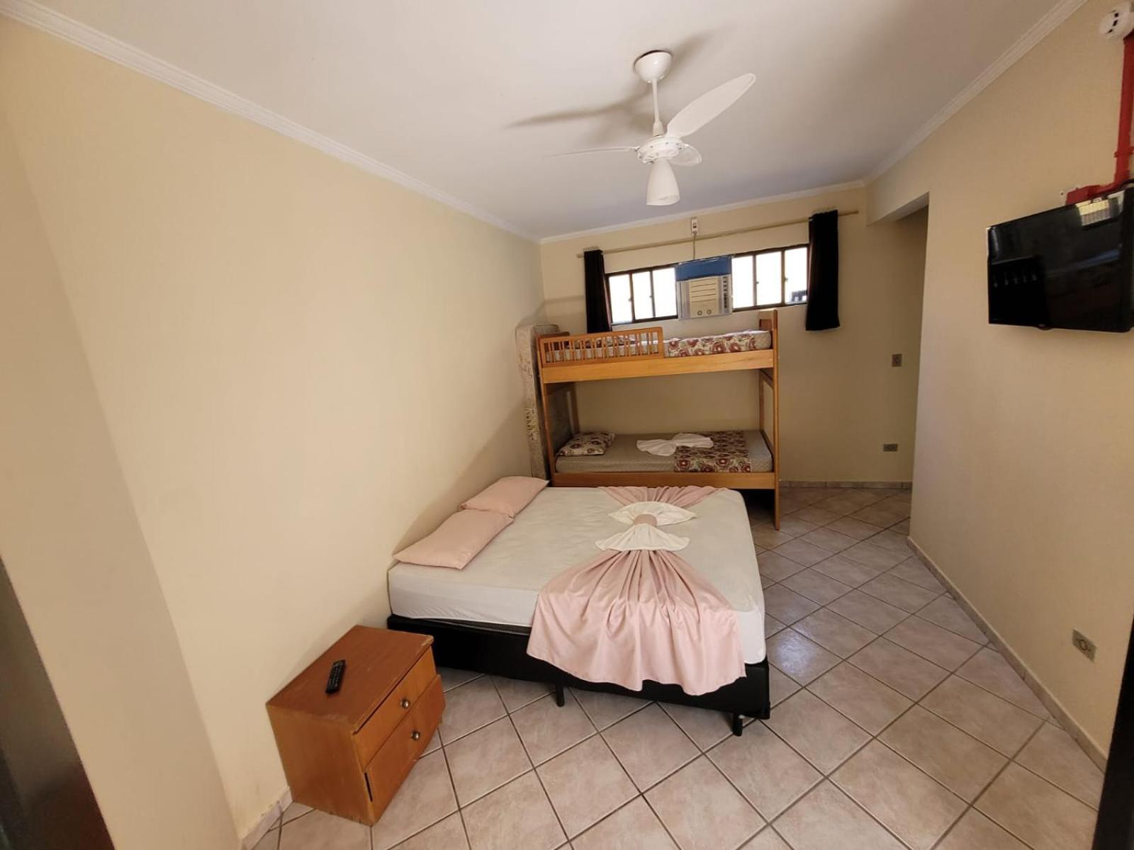 Quarto Quádruplo com Varanda