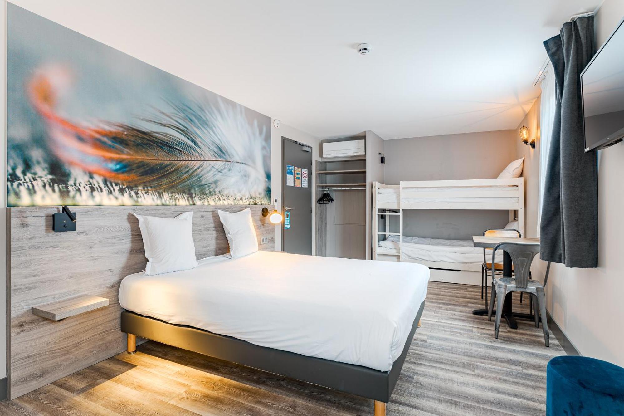 Superior Quadruple Room,1592047476:JPEG