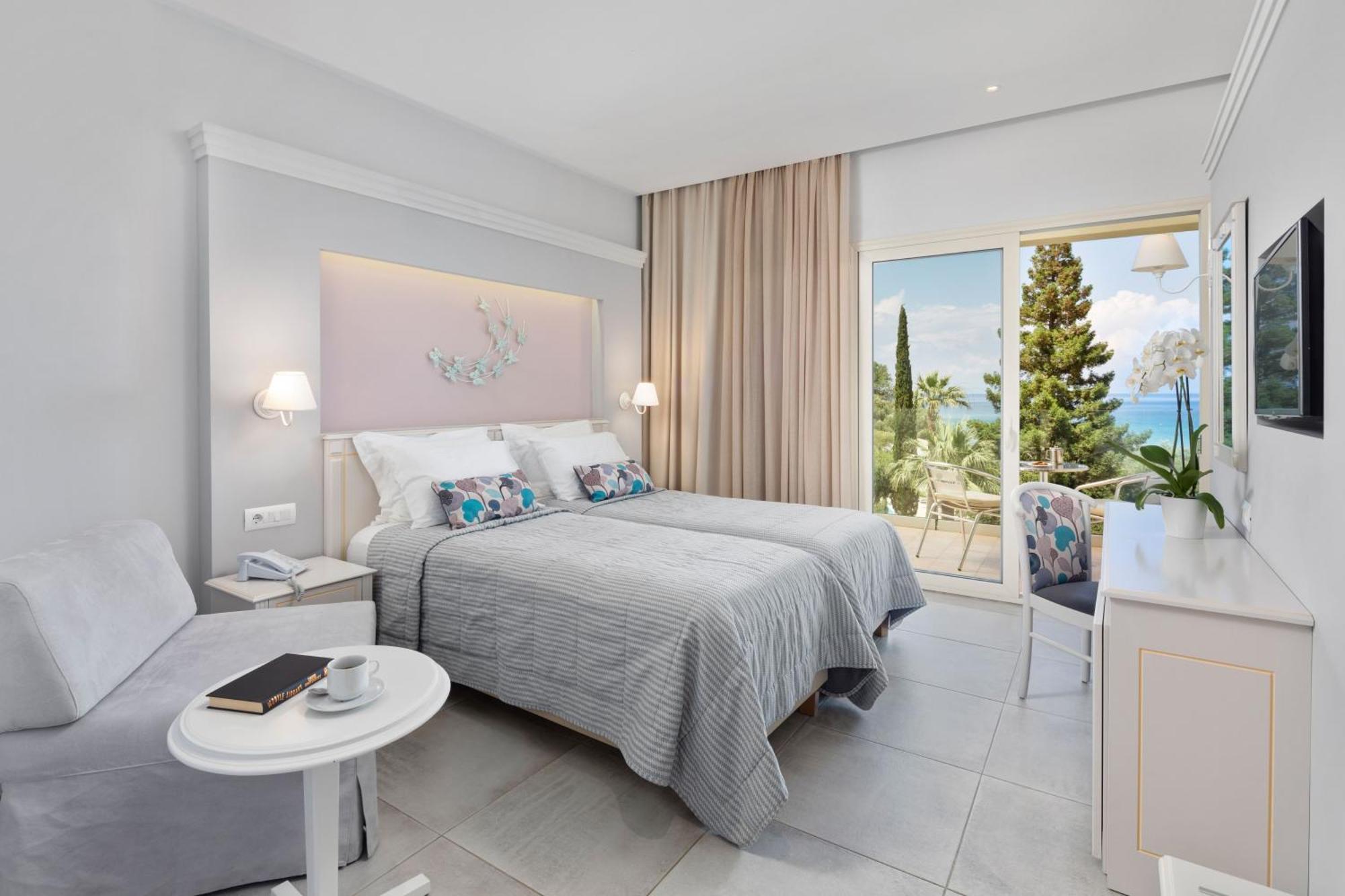 Superior Double or Twin Room Sea View