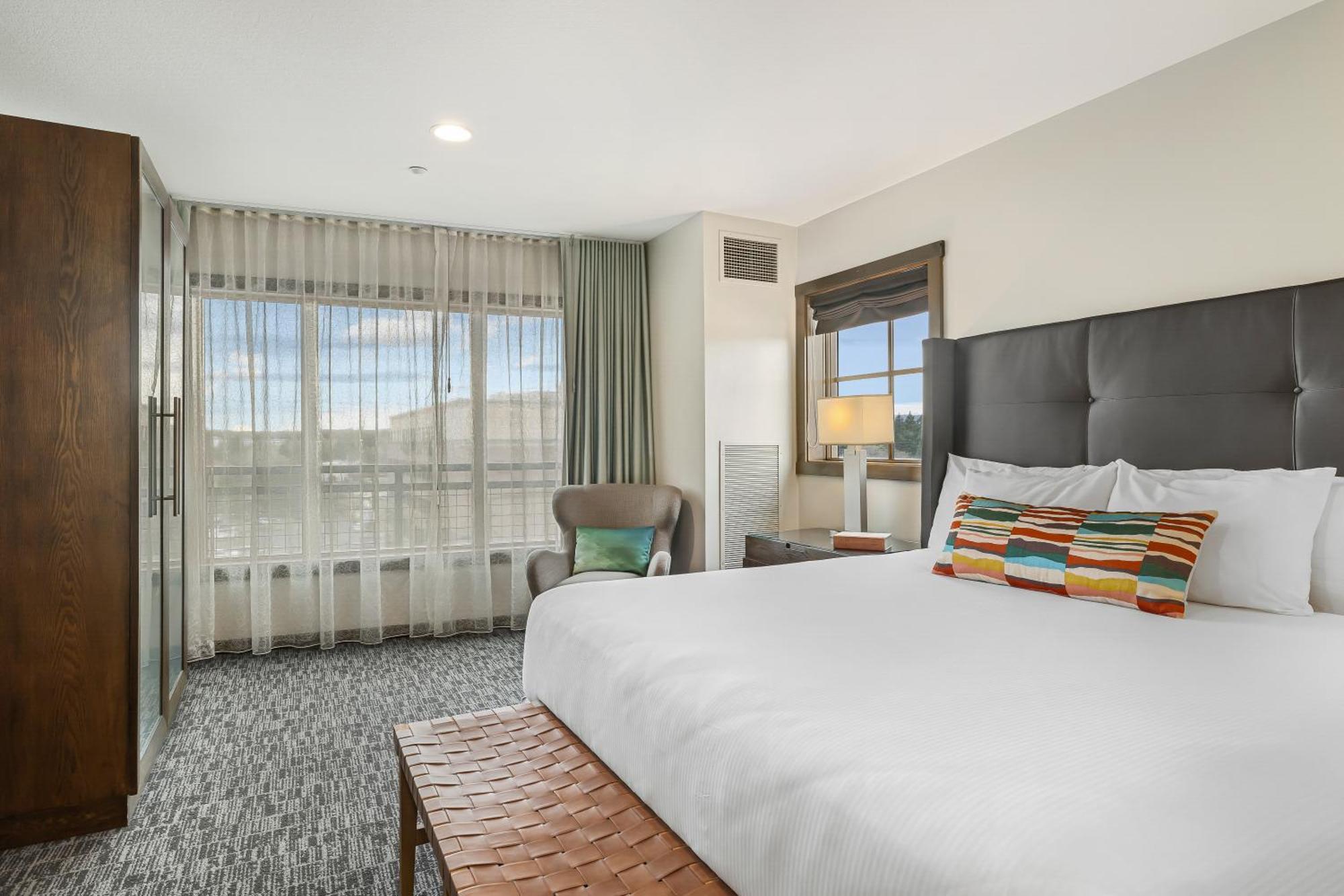 Mountain View Suite