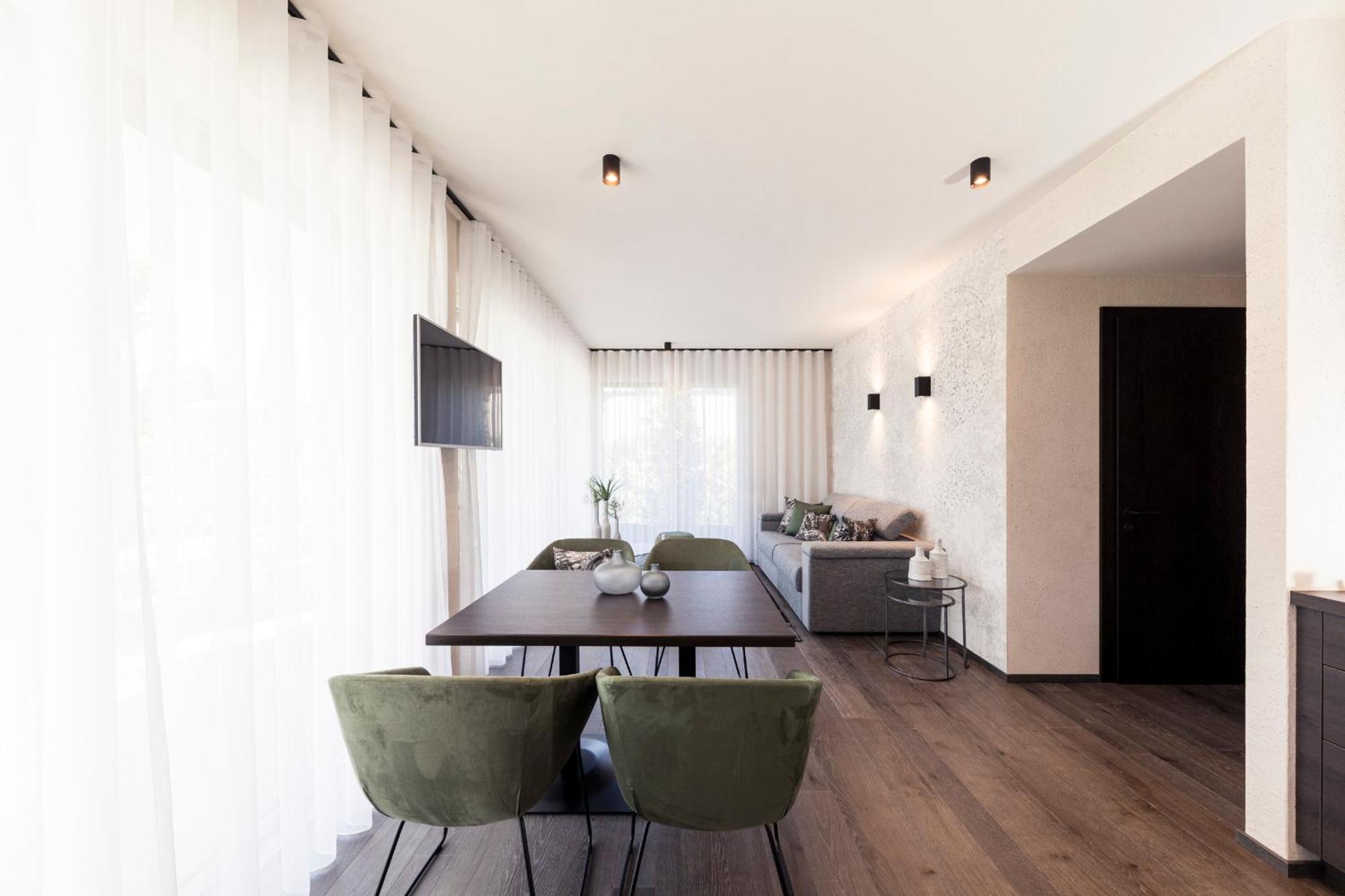 Two-Bedroom Apartment Dependance