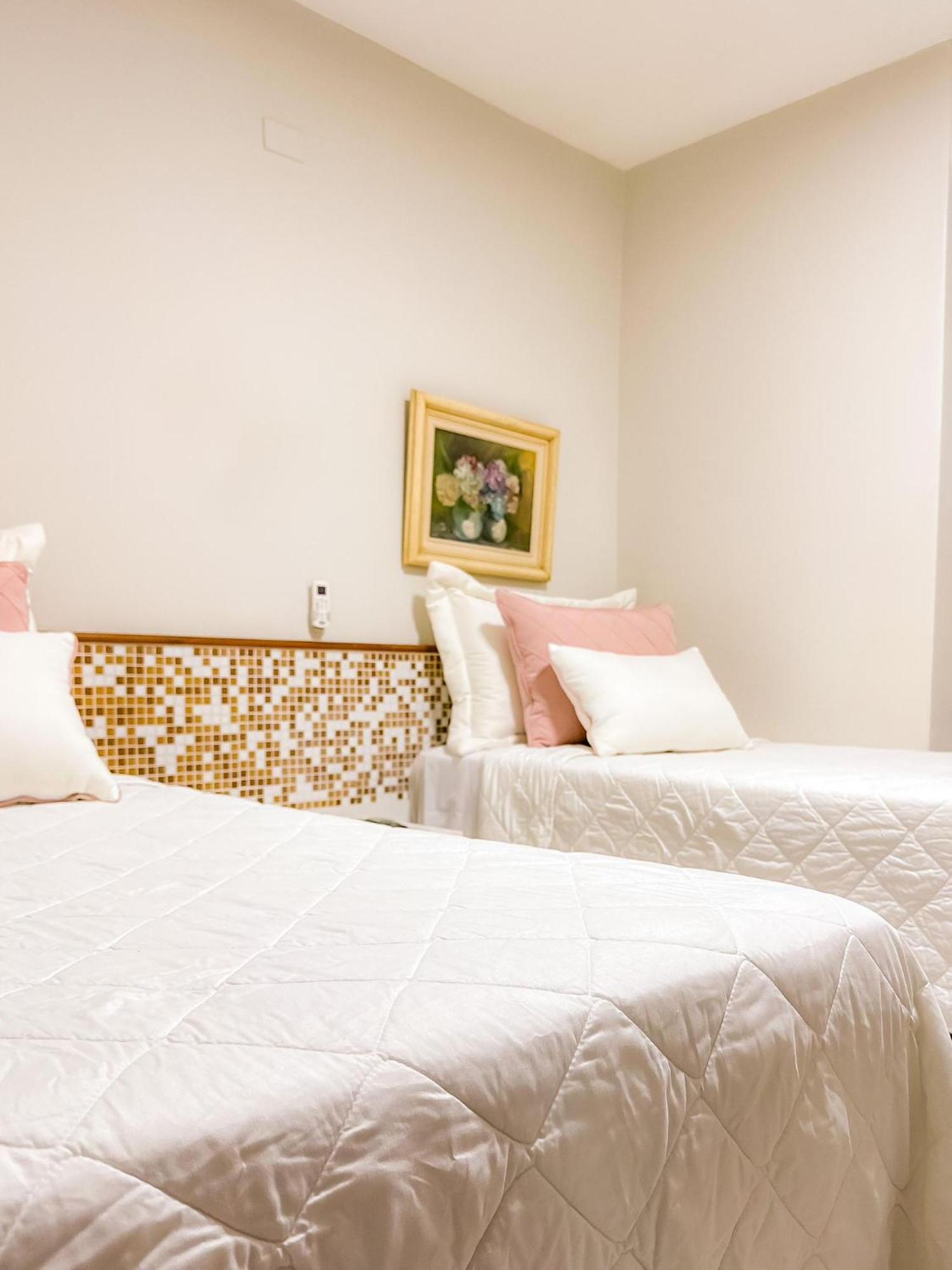 Quarto Duplo
