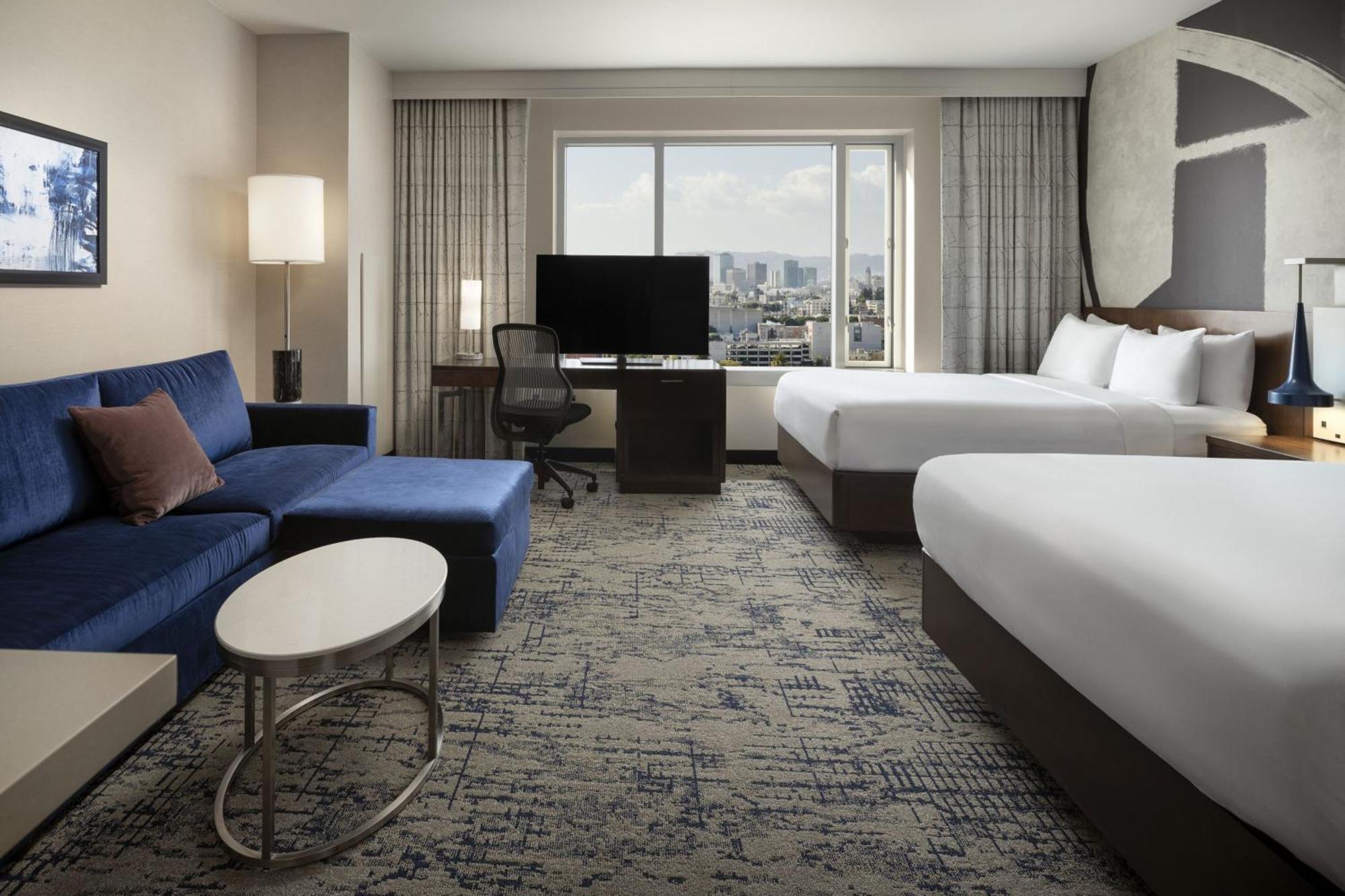 Guest room, 2 Queen, Sofa bed, Hollywood Sign view