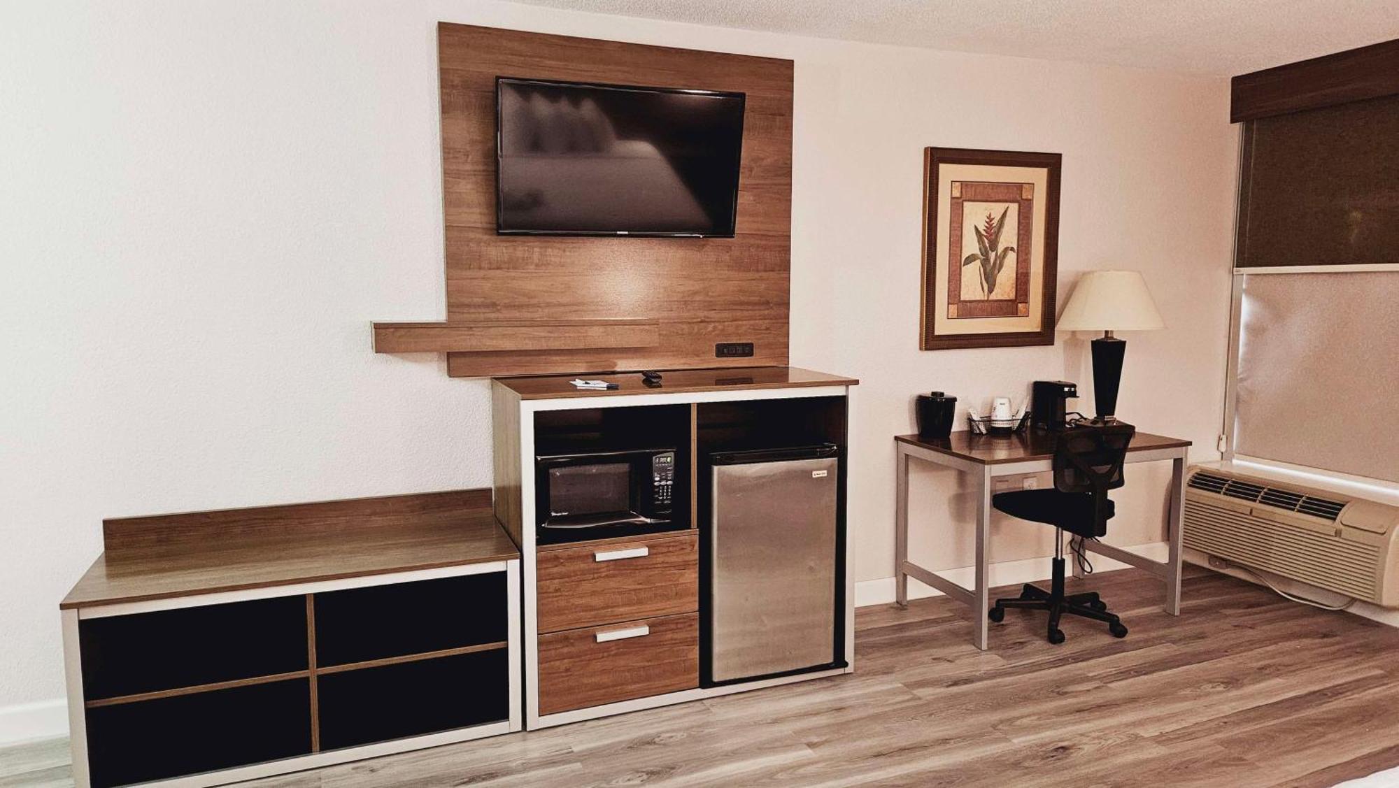 Double Room Two Double Beds Non-Smoking