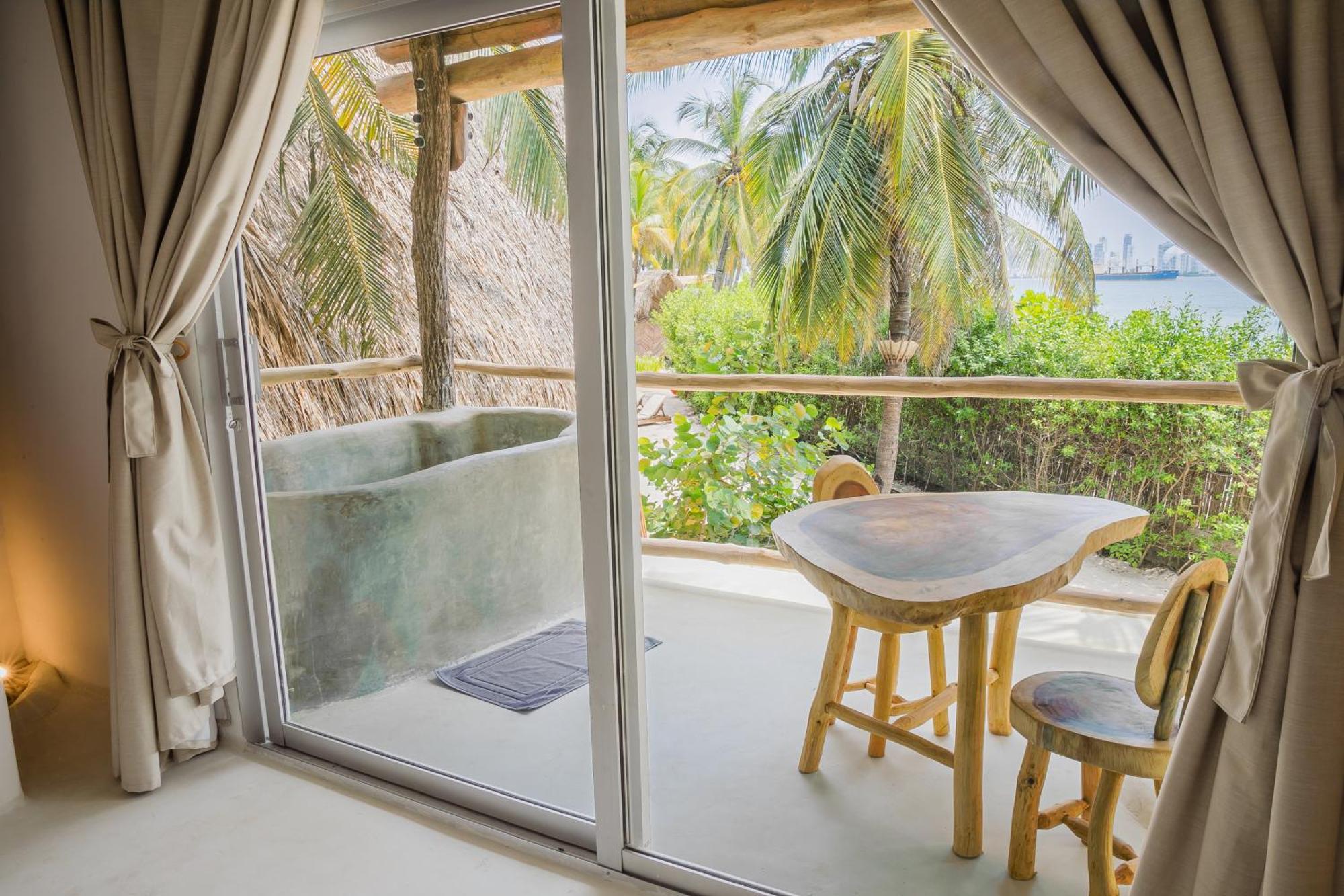 Deluxe Suite Sea View