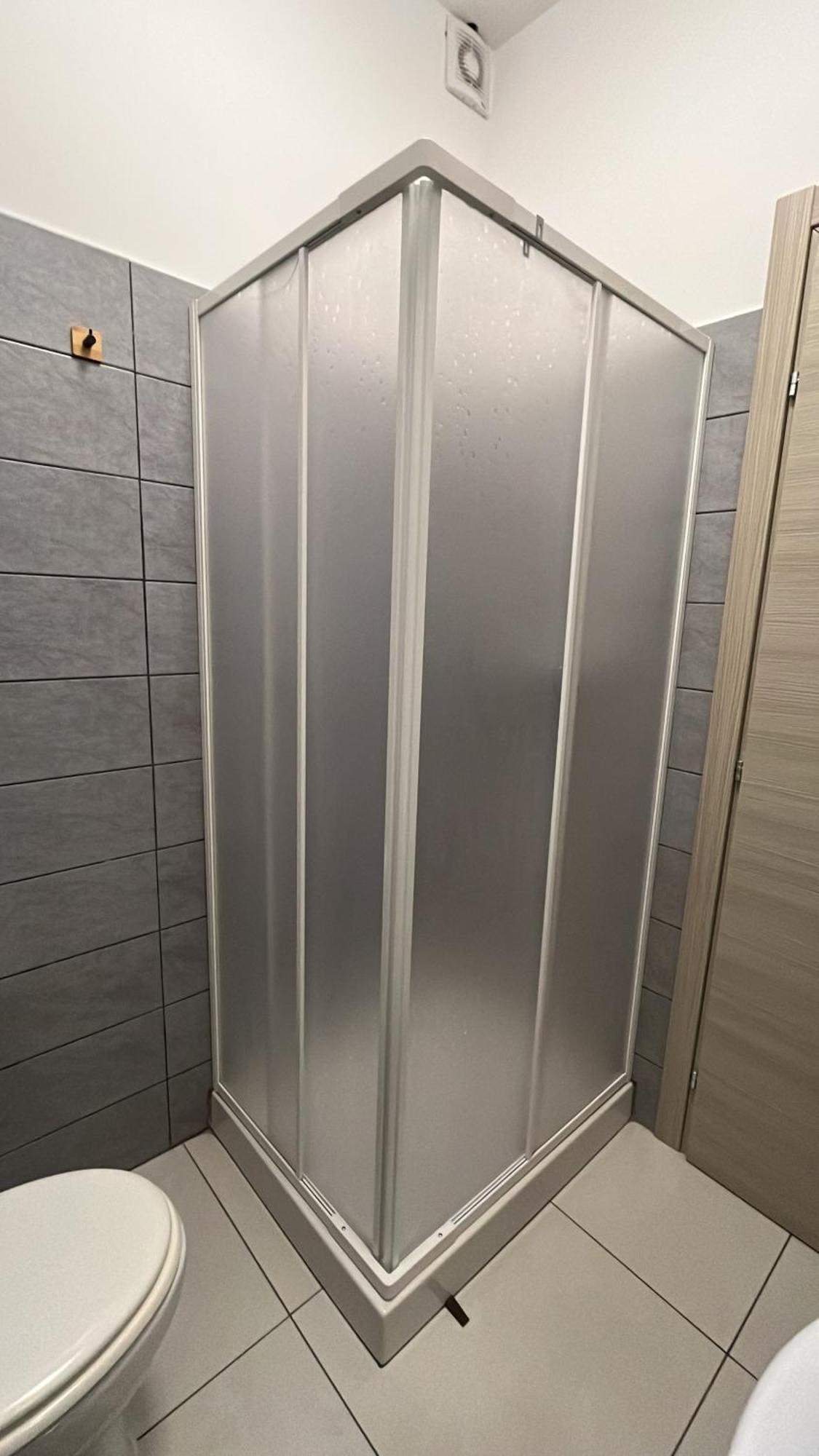 Studio Apartment One Double Bed