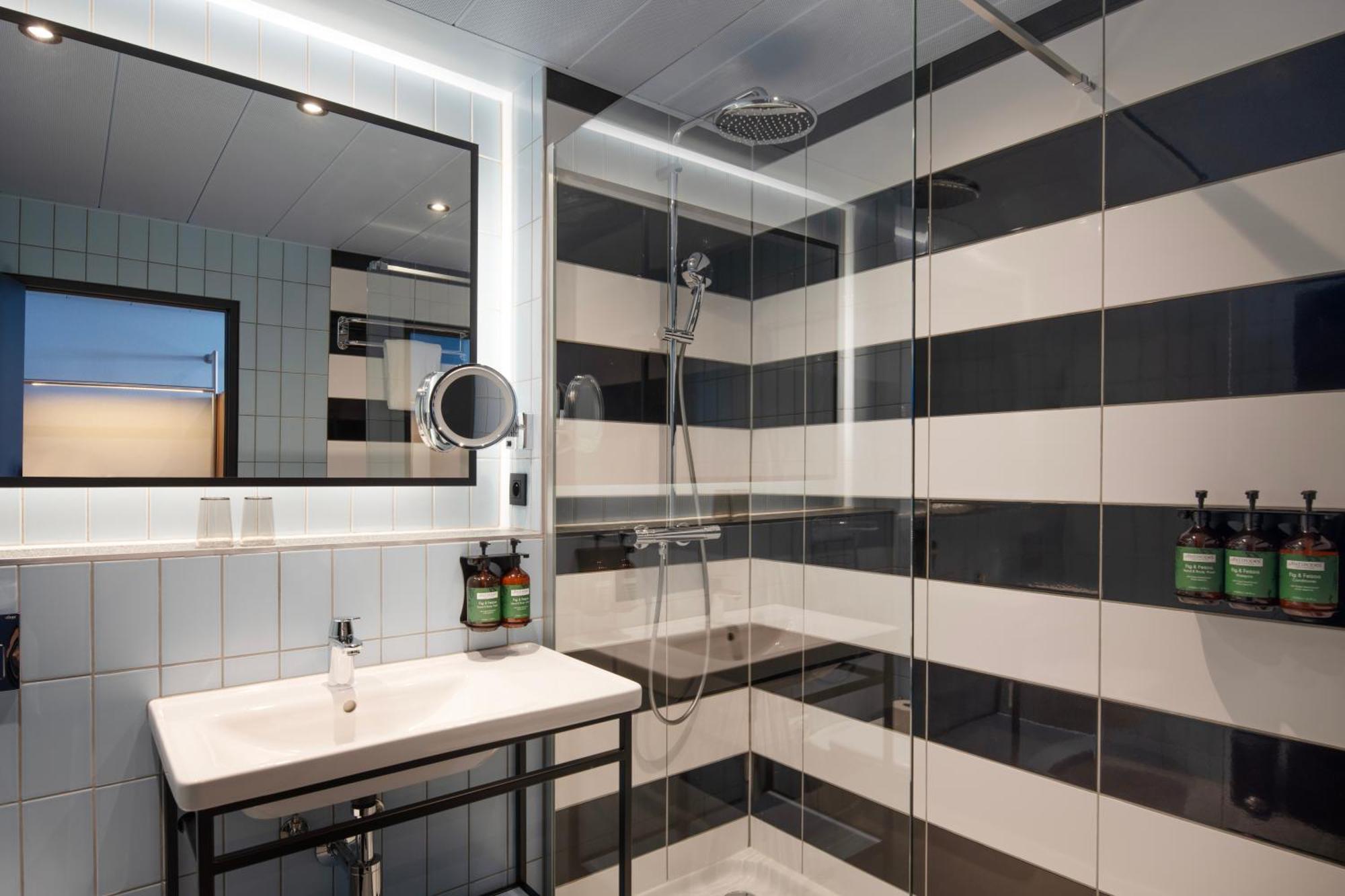 Suite met 1 slaapkamer, slaapbank en minikoelkast