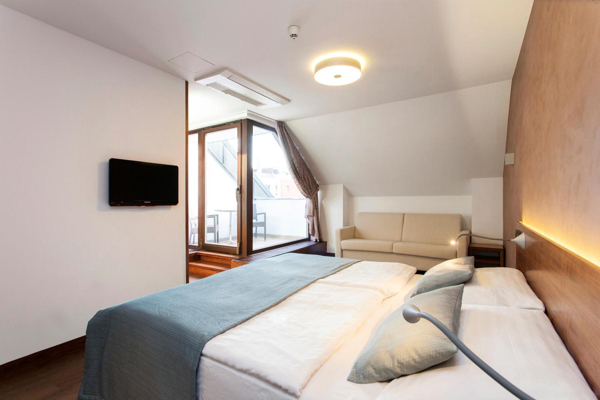 Executive Suite