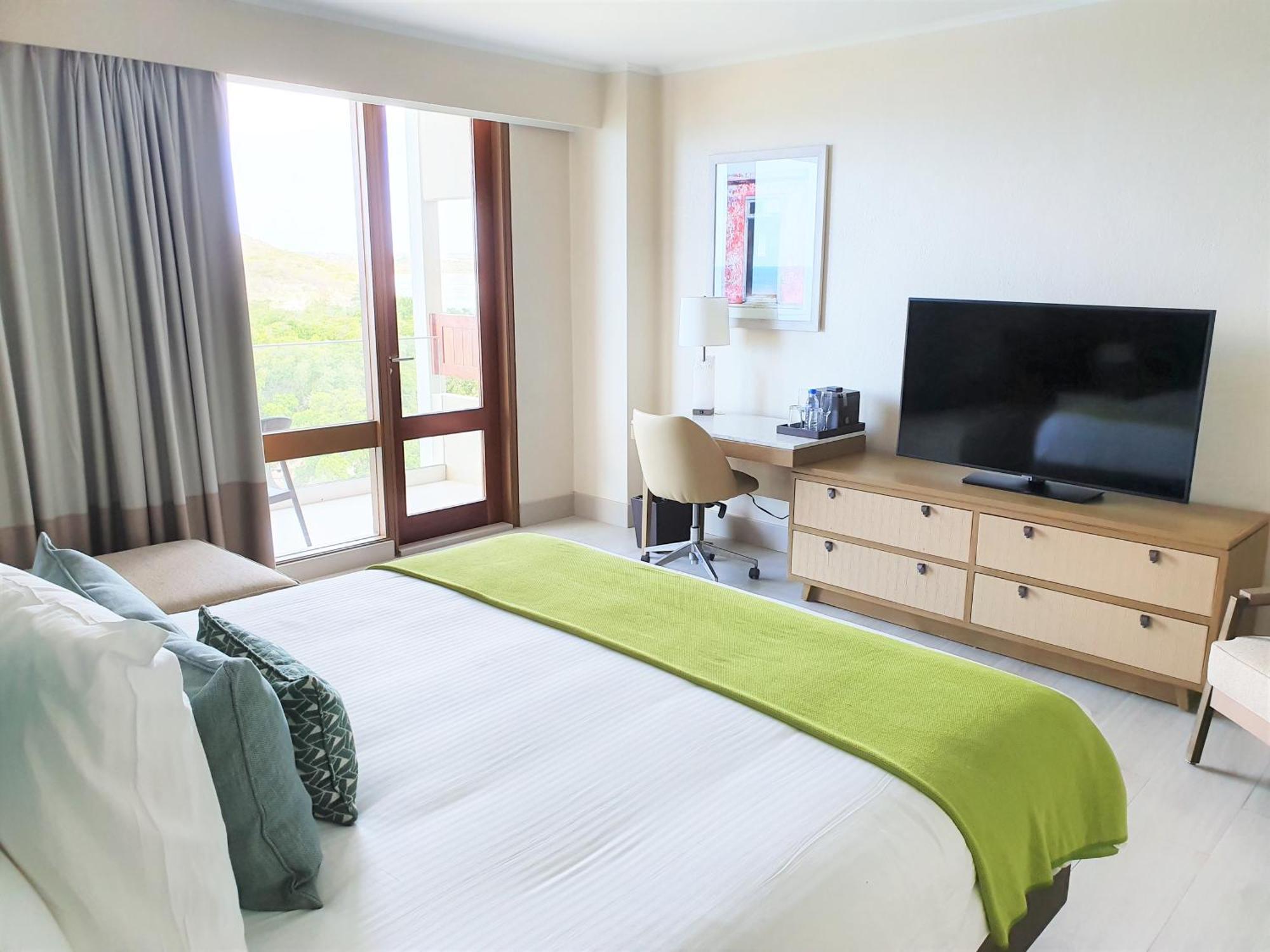 Preferred Club Deluxe Ocean View King