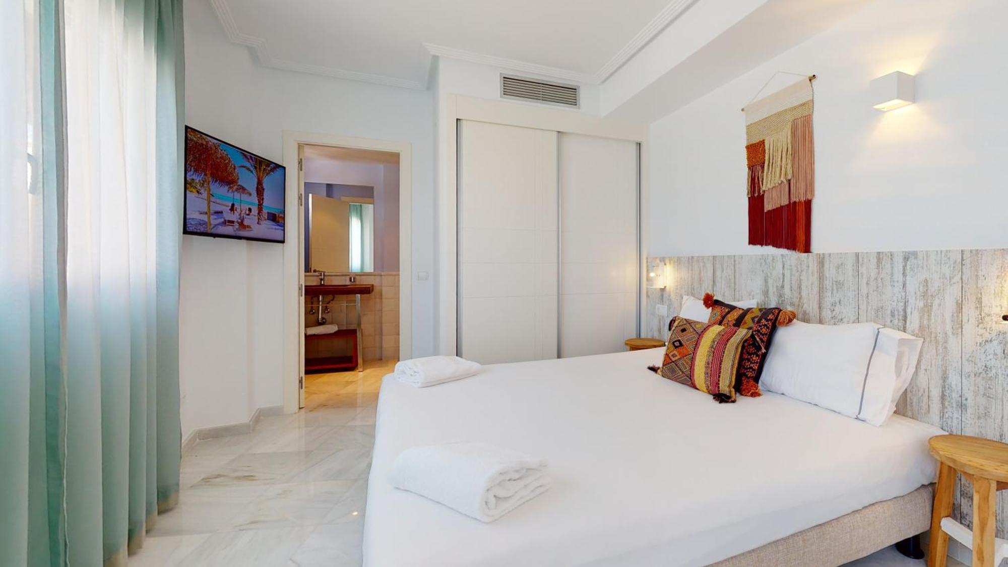 Deluxe Apartment with Terrace