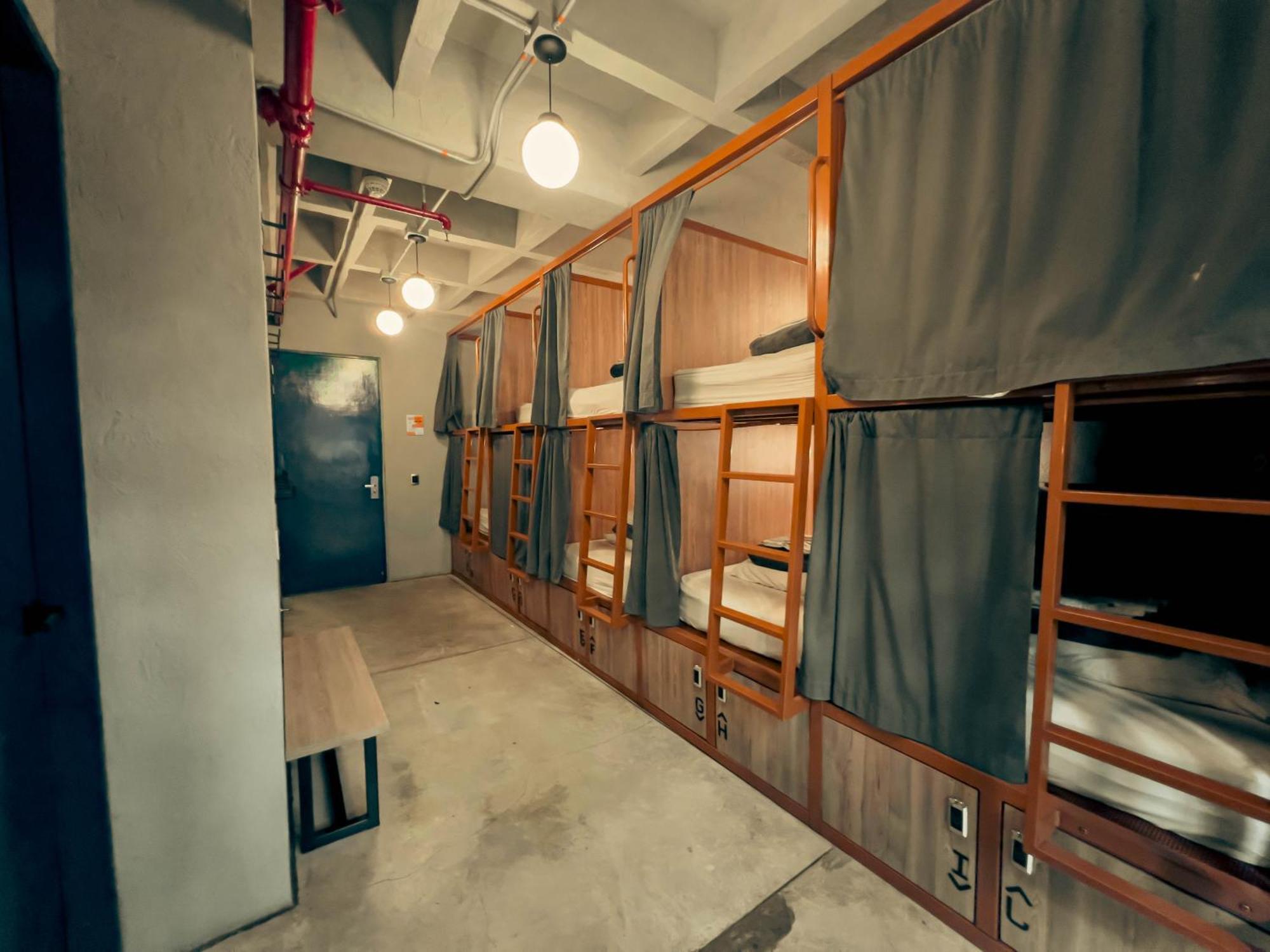 Bed 10-Bed Mixed Dormitory Room