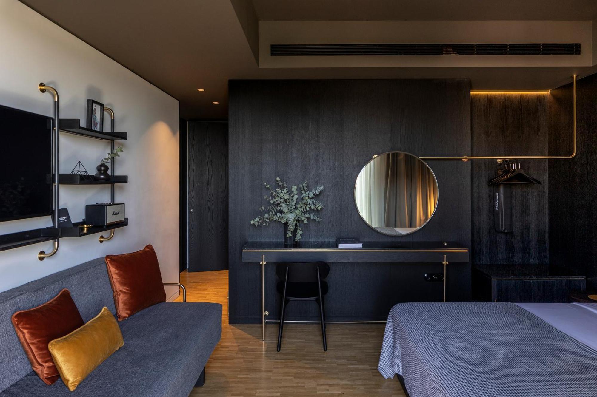 Deluxe Triple Room Balcony